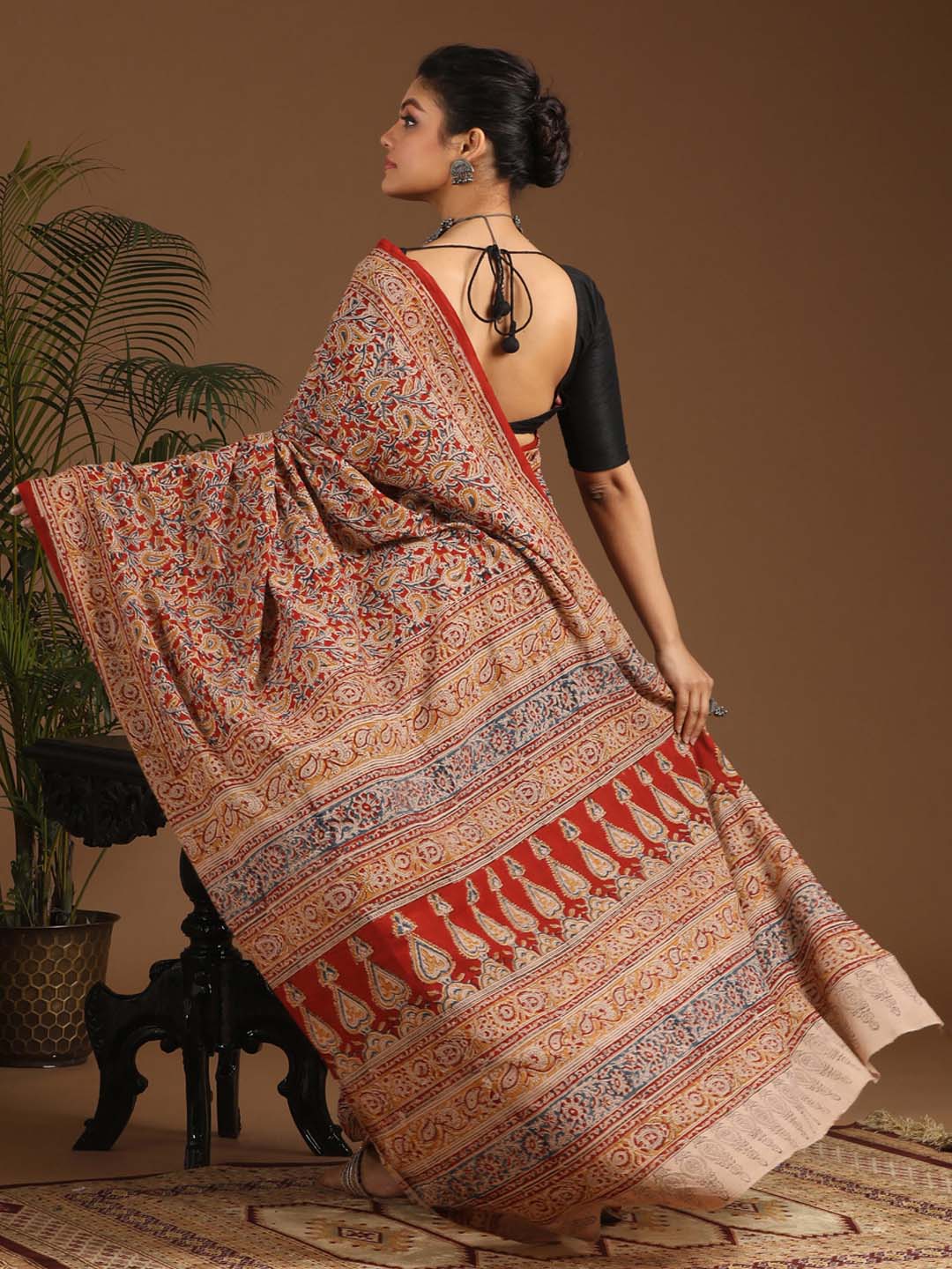 Indethnic Kalamkari Handblock Mulmul Cotton Saree - View 3
