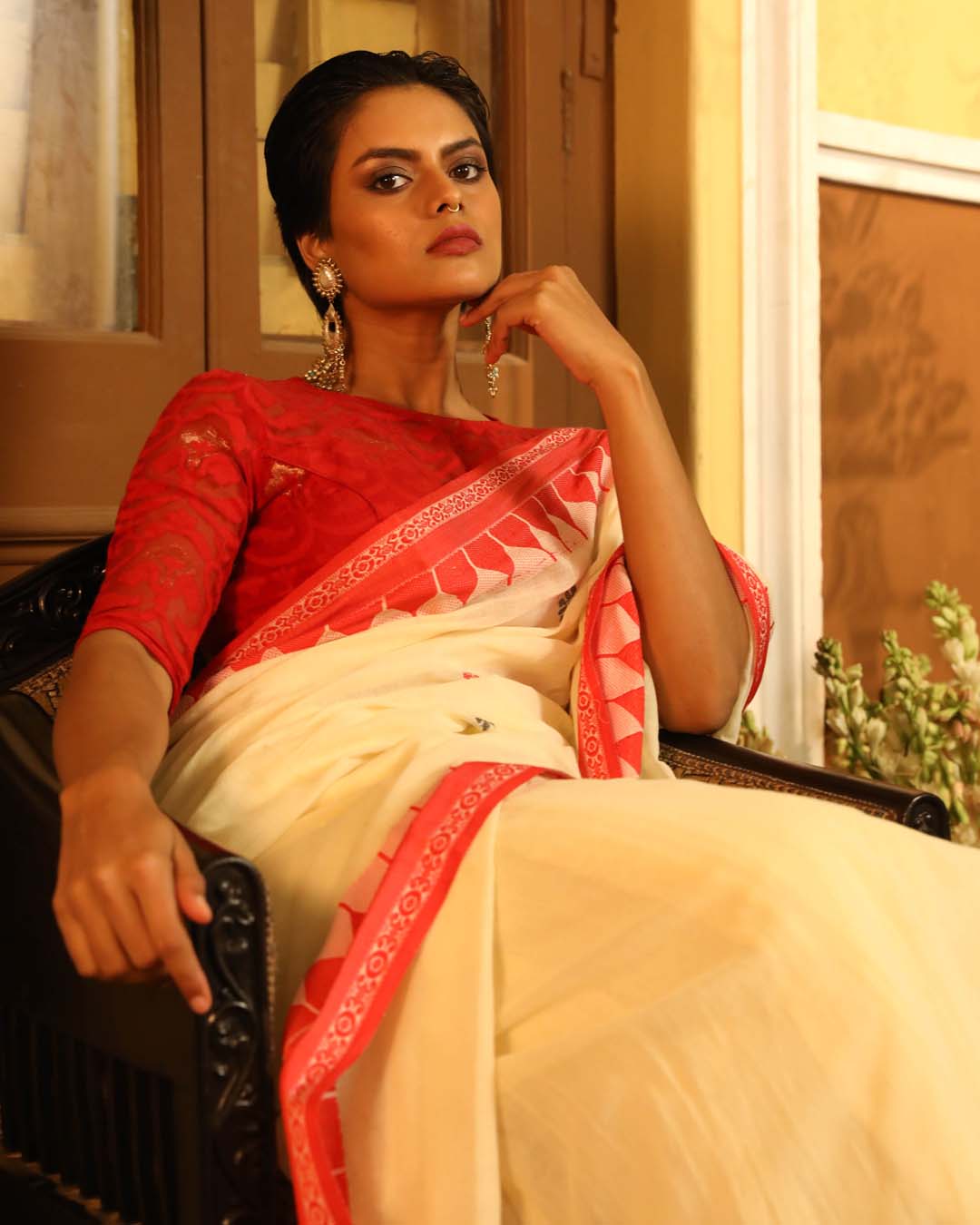 IVORY LUXE (BENGAL HANDLOOM 100% PURE COTTON SAREE)