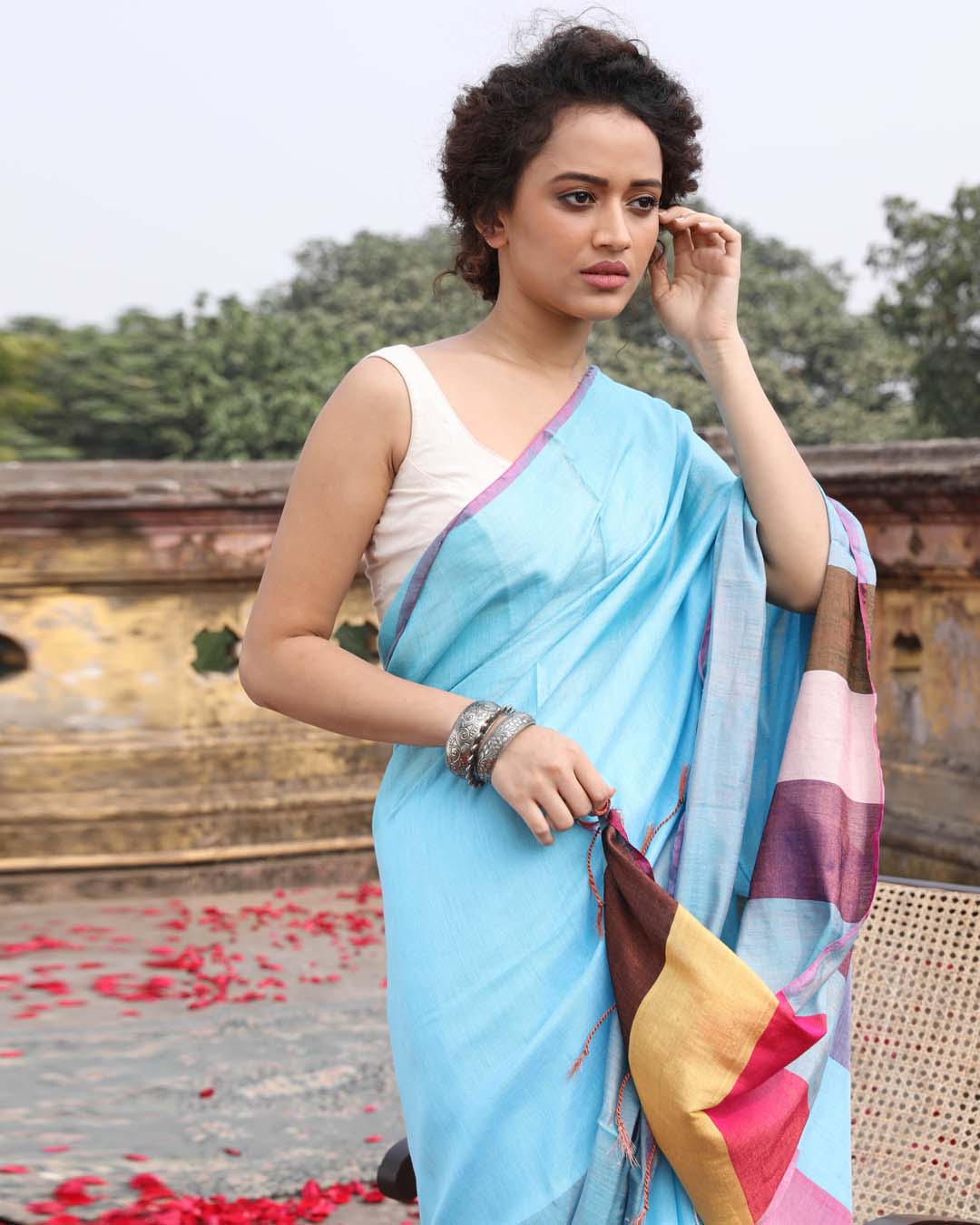 SKYWARD DREAMS (BENGAL HANDLOOM 100% PURE COTTON SAREE)