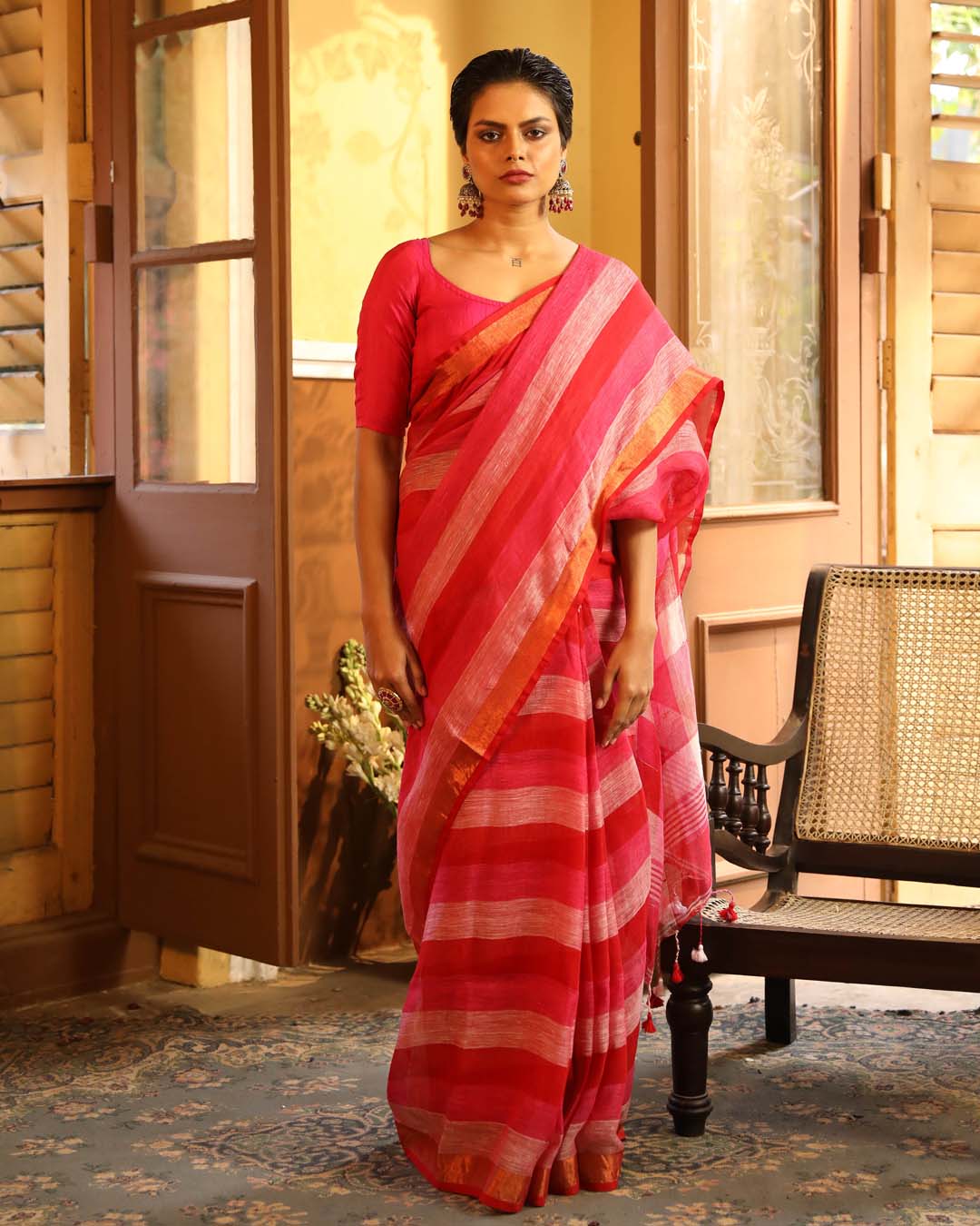 CRIMSON FLAIR (BENGAL HANDLOOM PURE LINEN SAREE)