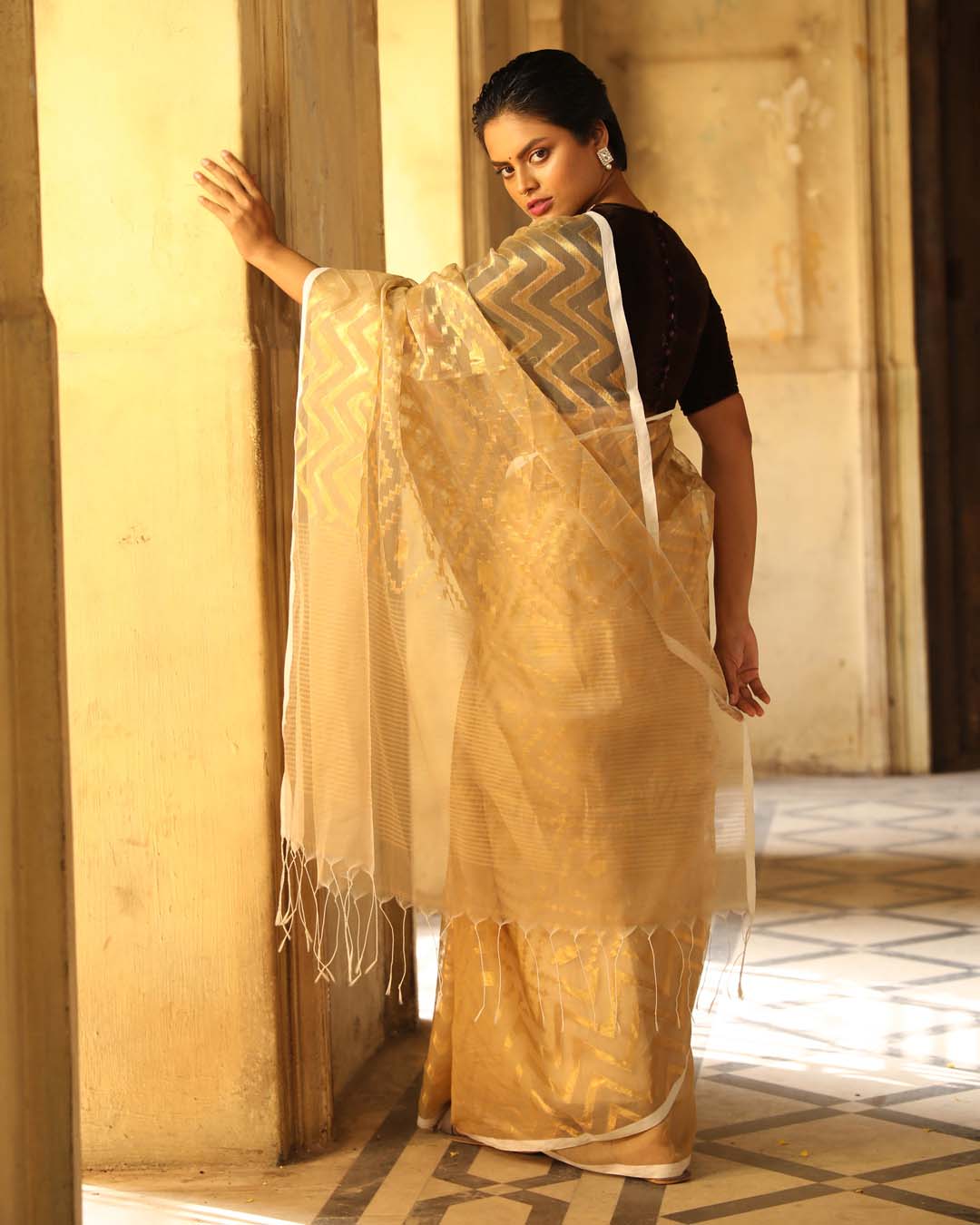 SOFT WHISPER (BENGAL HANDLOOM ART SILK SAREE)