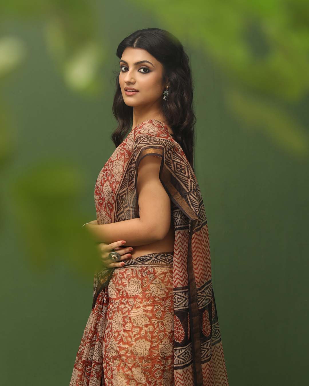 CRIMSON BLOOM (BAGRU SILK COTTON SAREE)