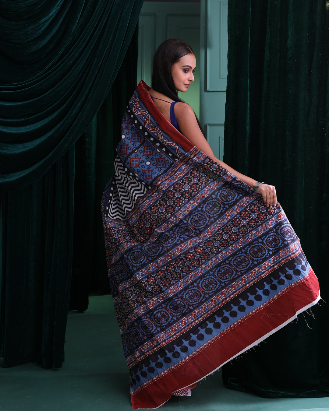 AZURE HARMONY ( SAREE)