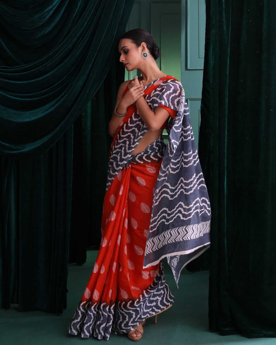 AMBER GLOW (BAGRU MUL MUL COTTON SAREE)