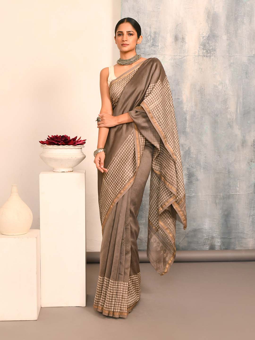 DOVE GREY (BAGRU SILK COTTON SAREE)