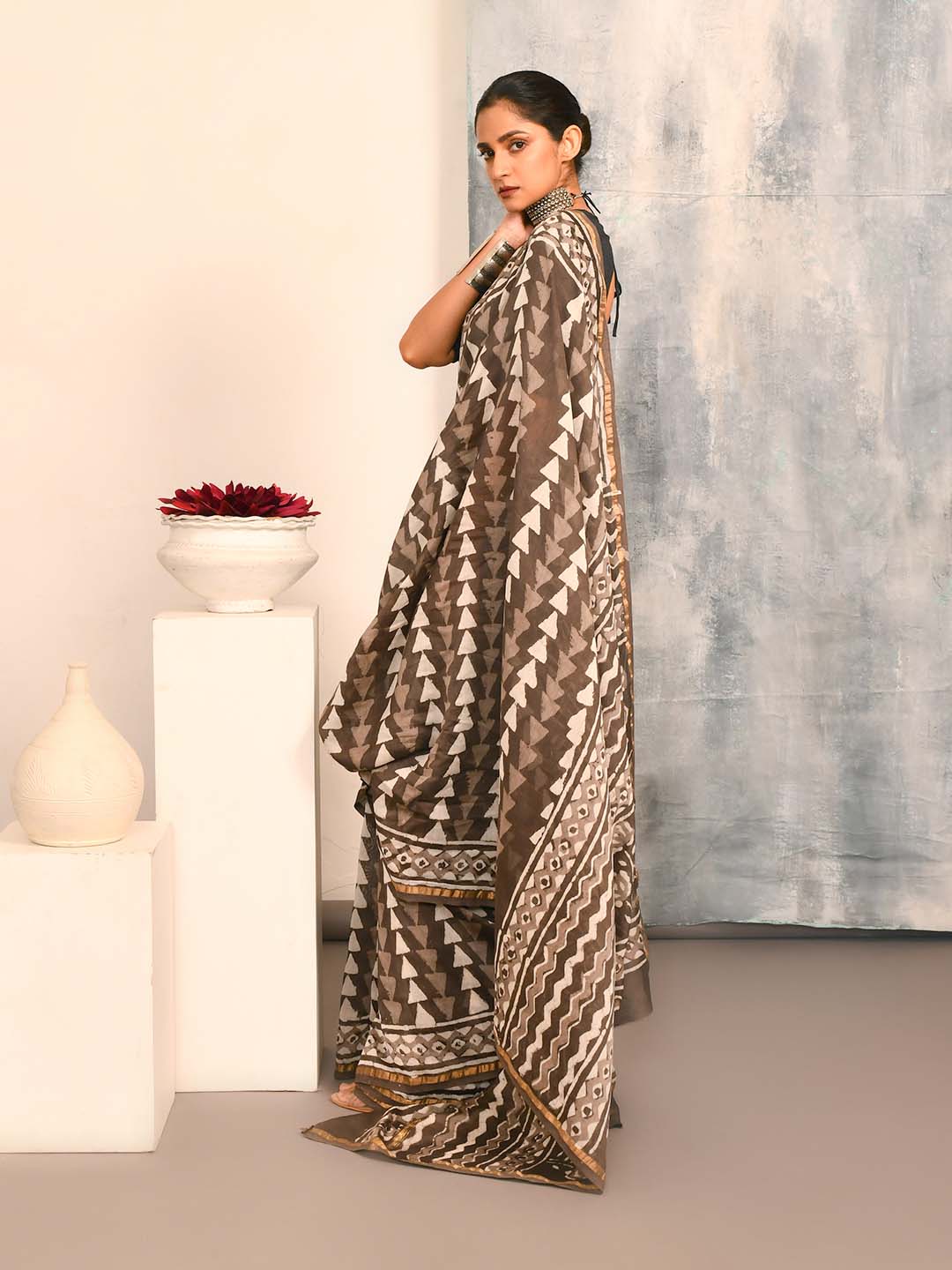 GREY SERENITY (BAGRU SILK COTTON SAREE)