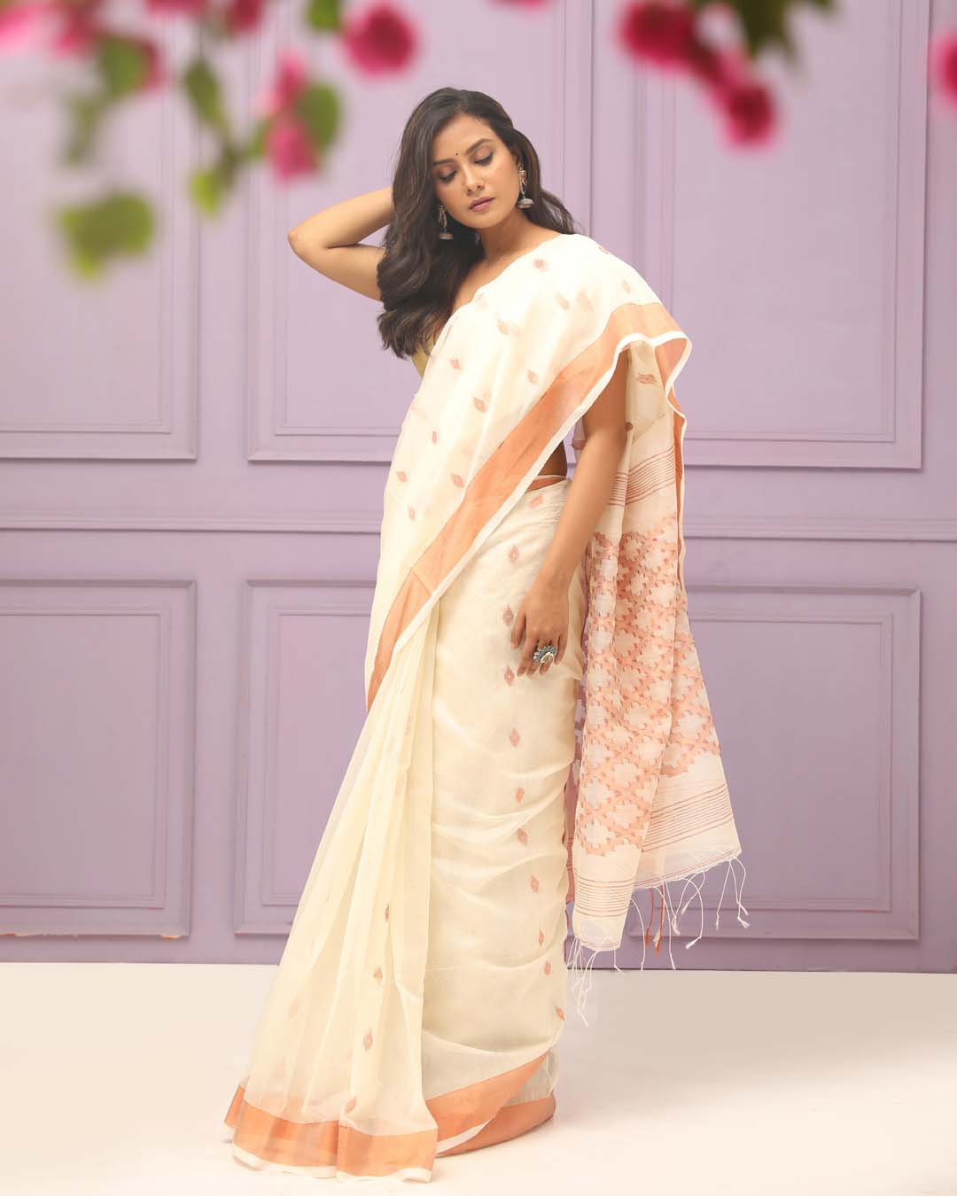 IVORY HARMONY (HANDLOOM COTTON BLEND SAREE)