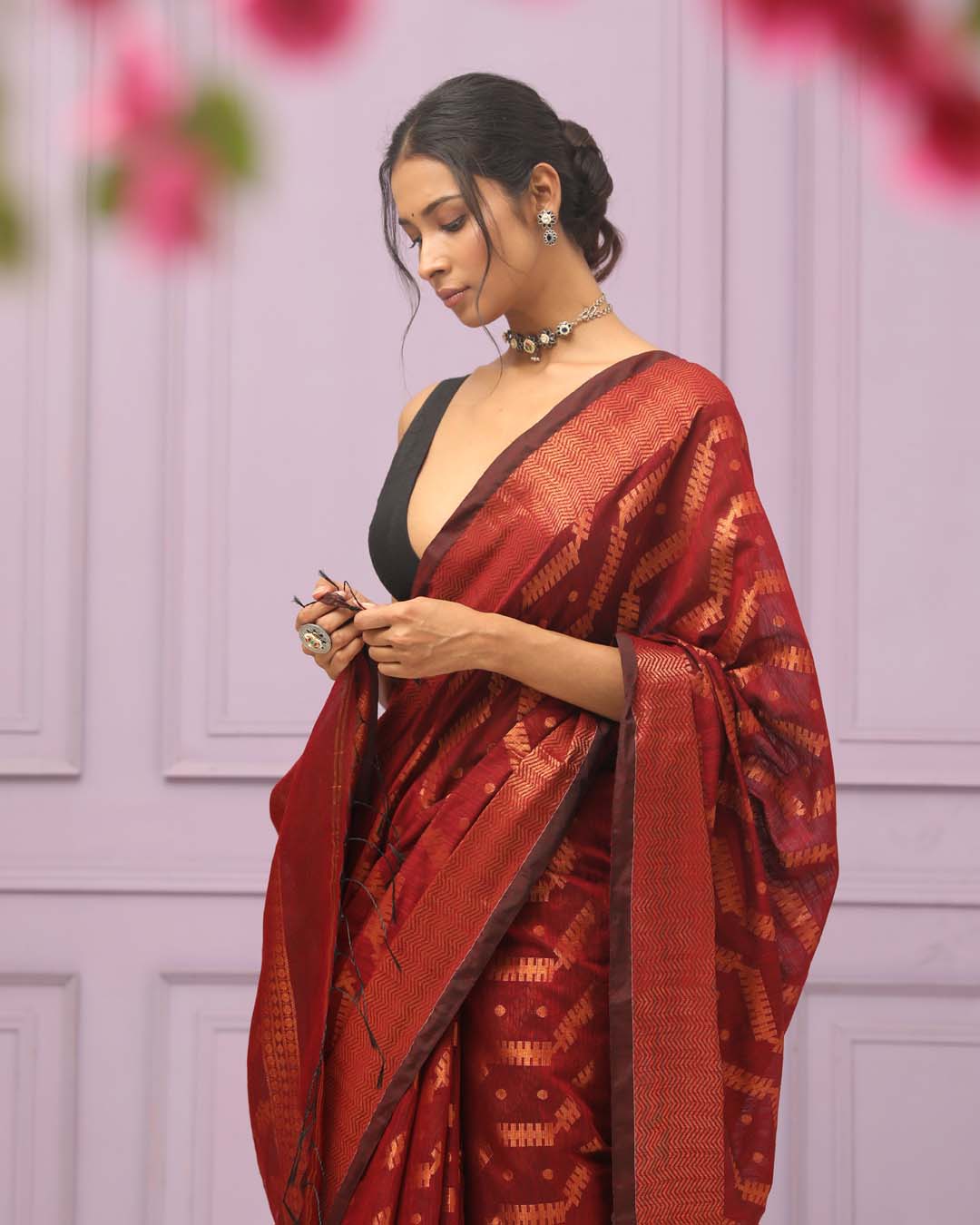 BURGUNDY GRACE (HANDLOOM COTTON BLEND SAREE)
