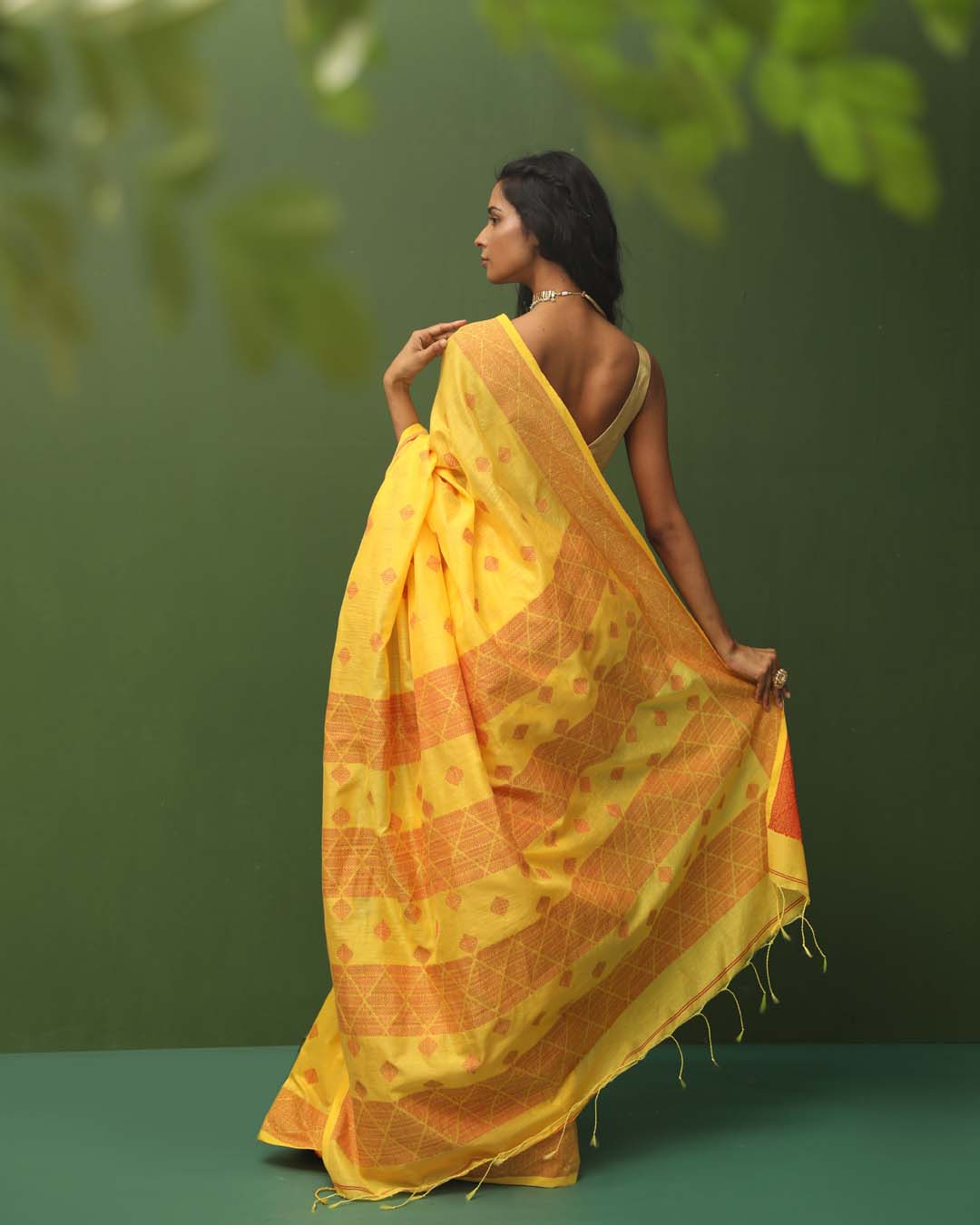 GOLDEN DAWN (HANDLOOM COTTON BLEND SAREE)