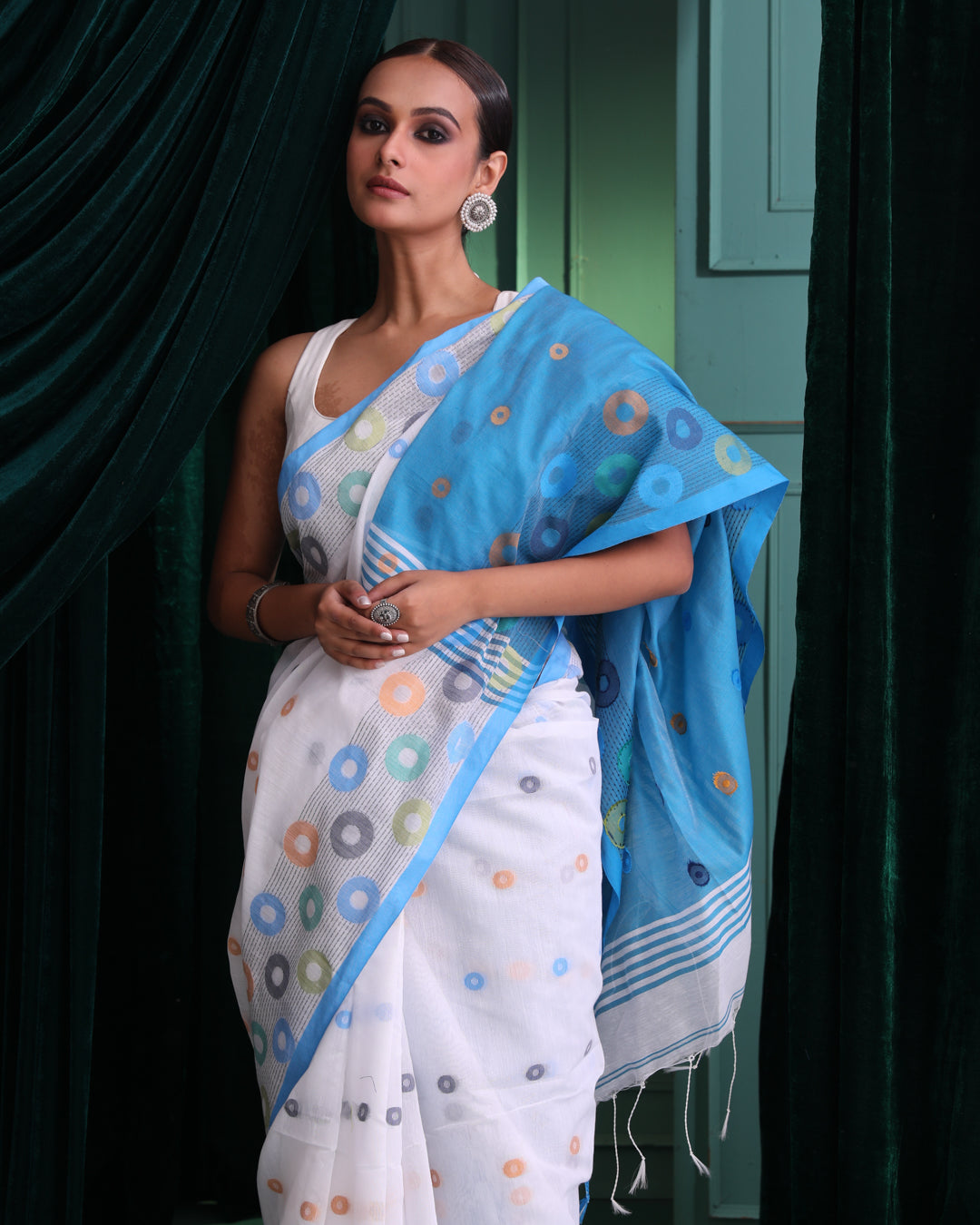 FESTIVE BREEZE (HANDLOOM COTTON BLEND SAREE)