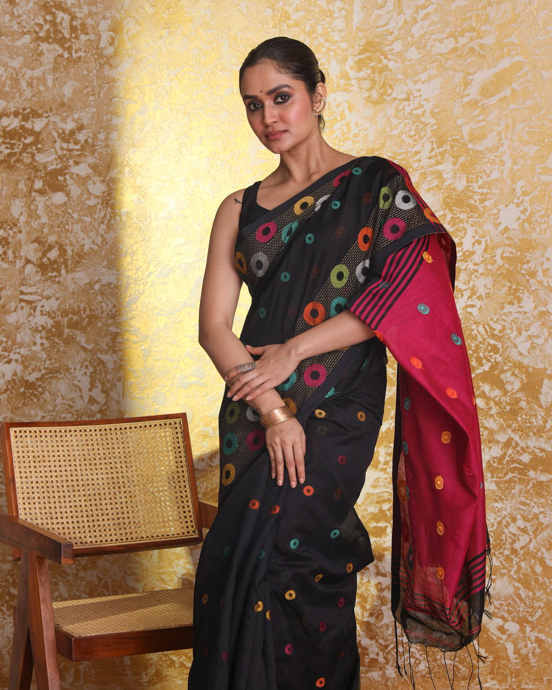 CIRCULAR HARMONY (HANDLOOM COTTON BLEND SAREE)