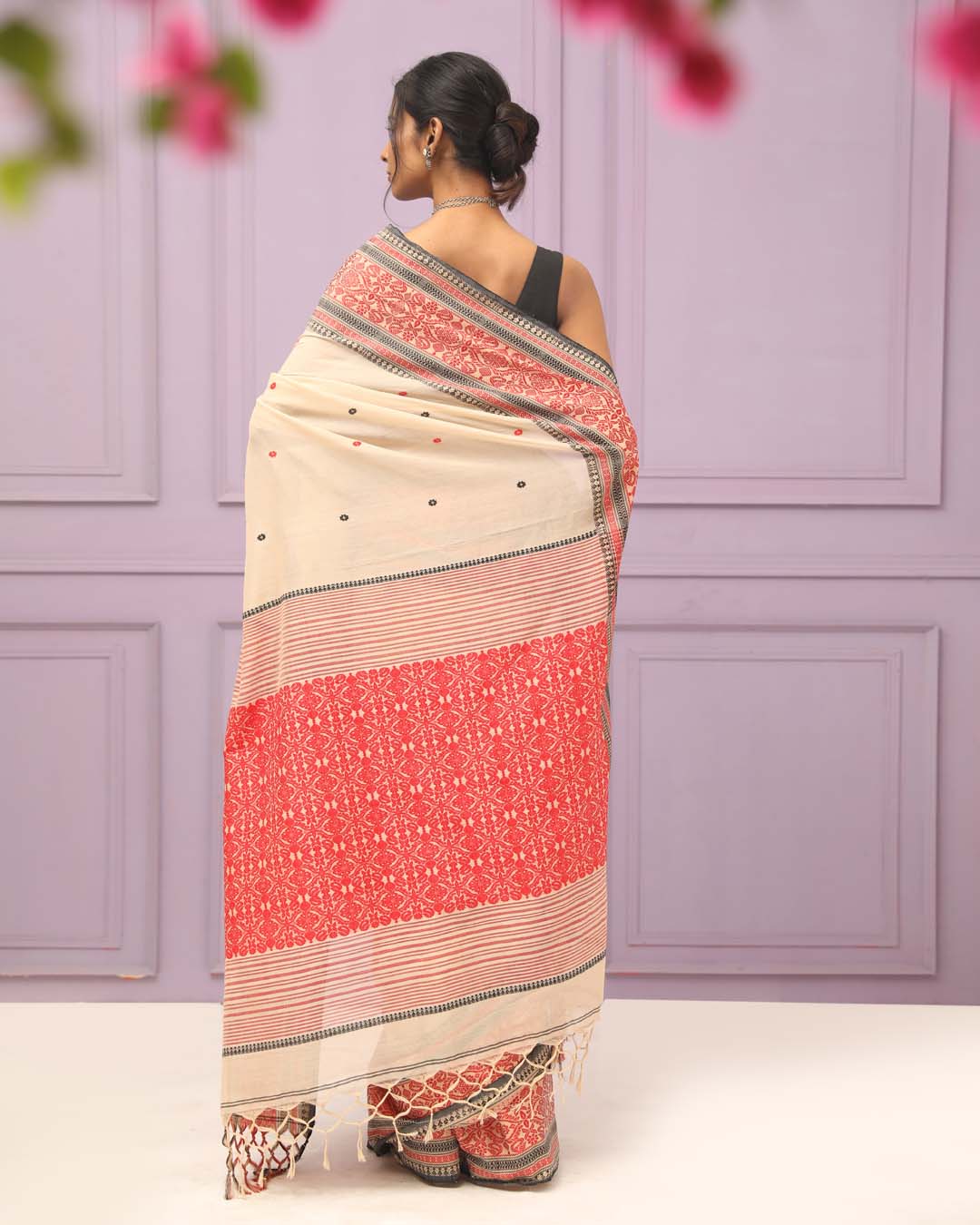 SNOW WHISPER (HANDLOOM 100% PURE COTTON SAREE)