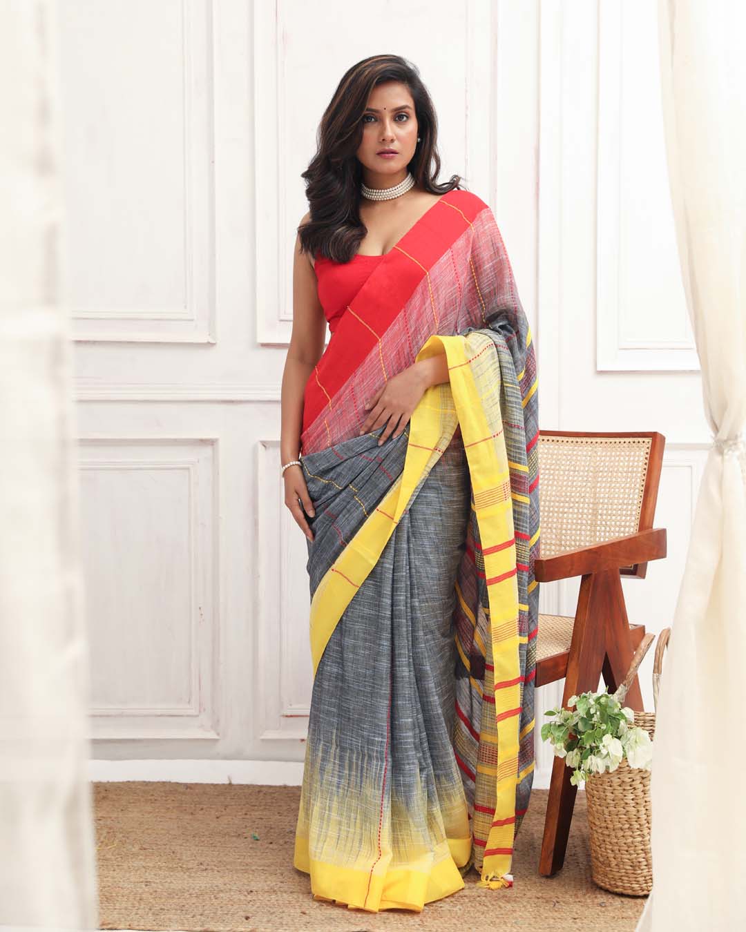 SLATE ELEGANCE (HANDLOOM PURE LINEN SAREE)