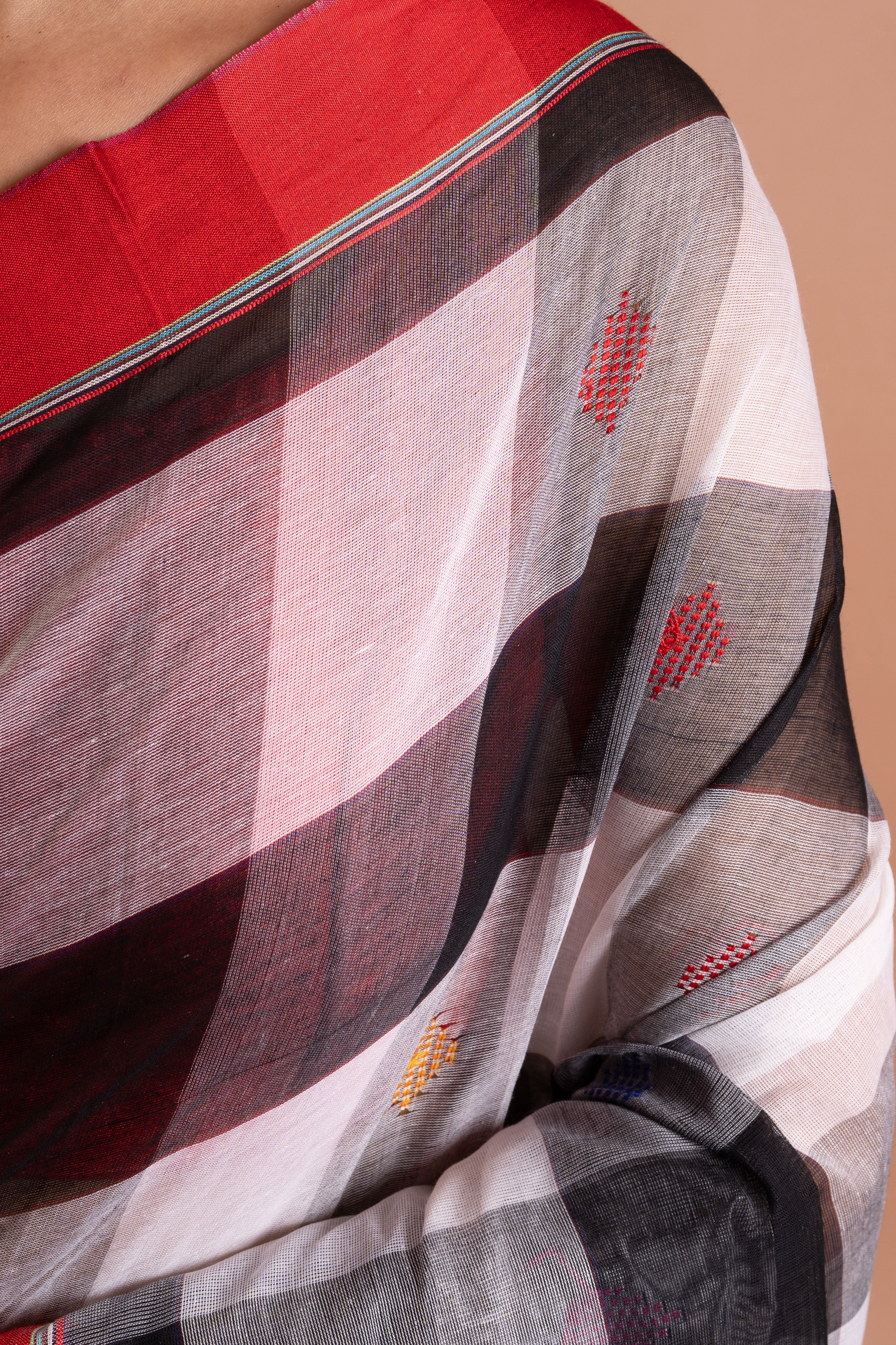 Scarlet Grid Noir Bengal Handloom Cotton Saree