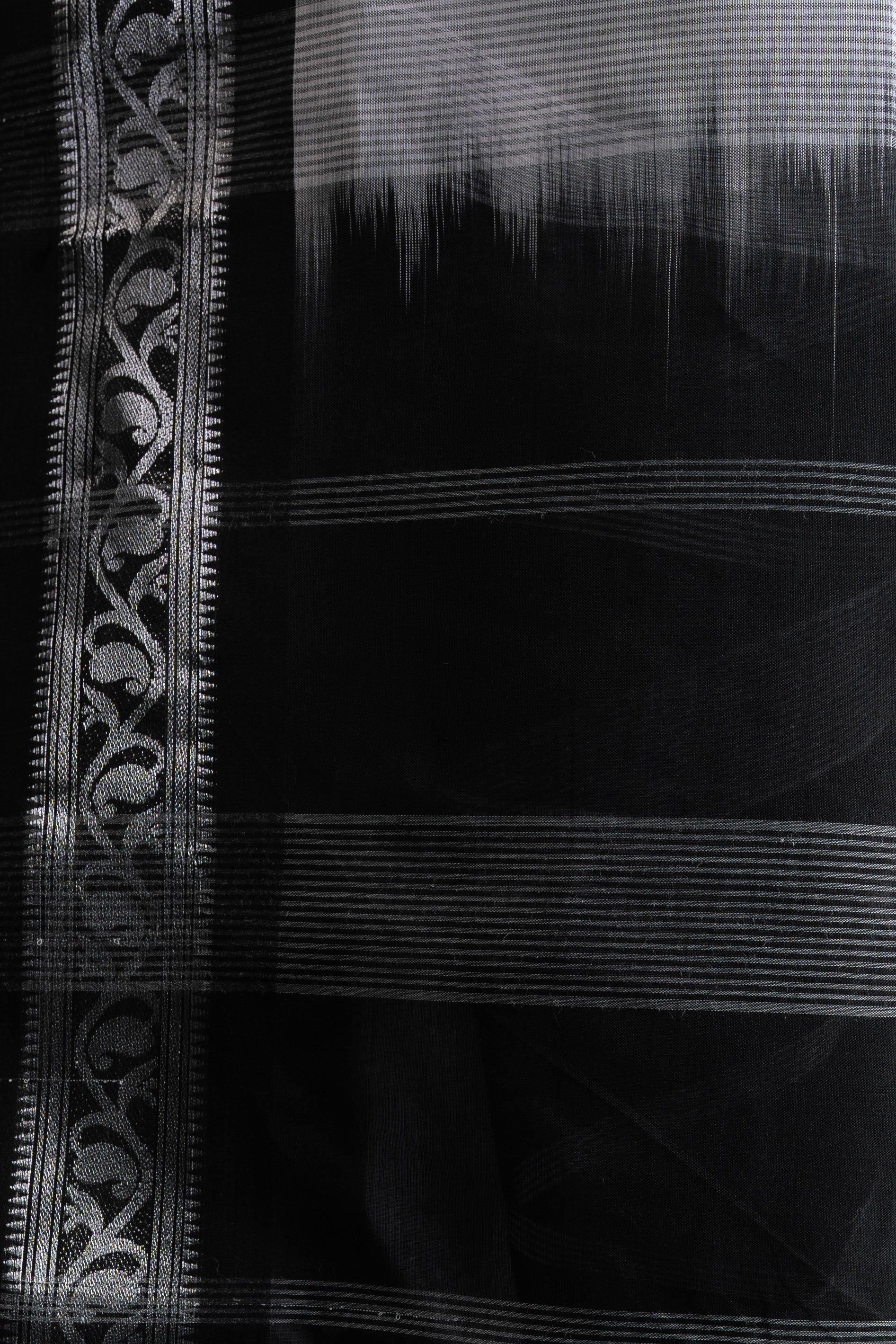 Slate Noir Pure Cotton Bengal Handloom Saree