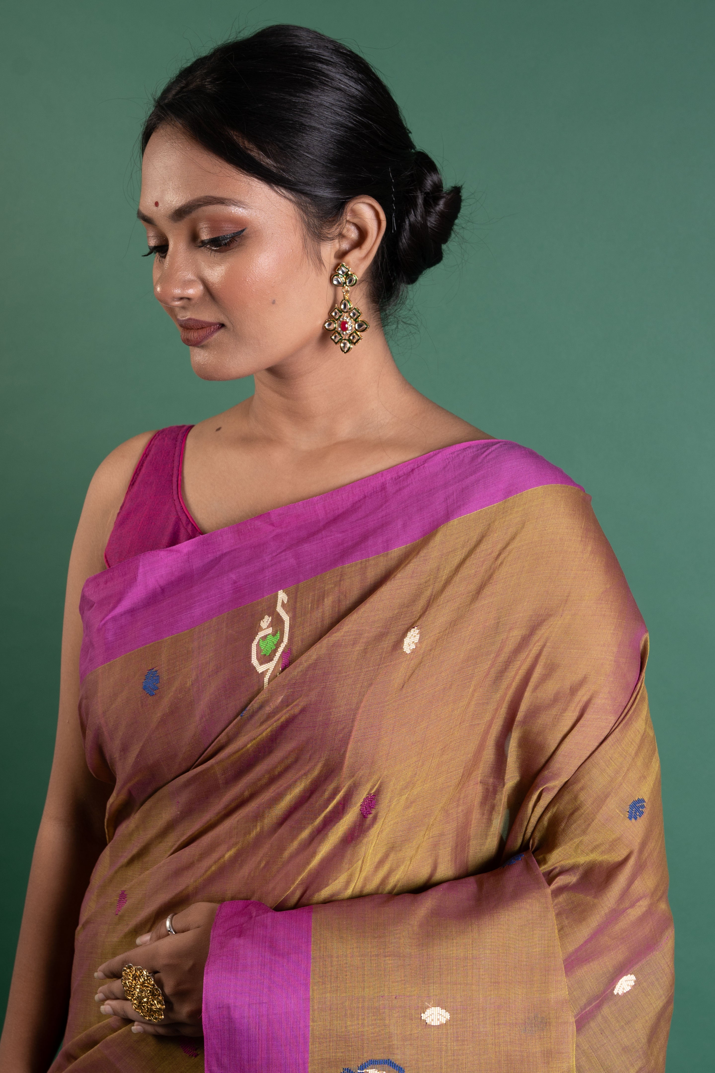 Vrinda Bloom Pure Handloom Cotton Saree