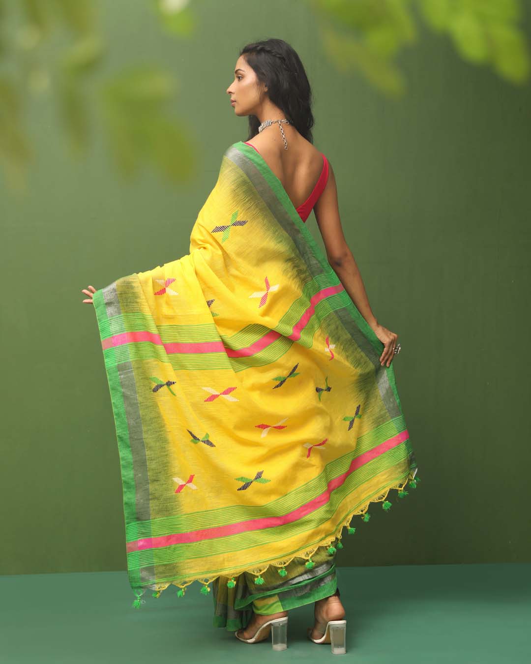 GOLDEN AURA (HANDLOOM 100% PURE COTTON SAREE)