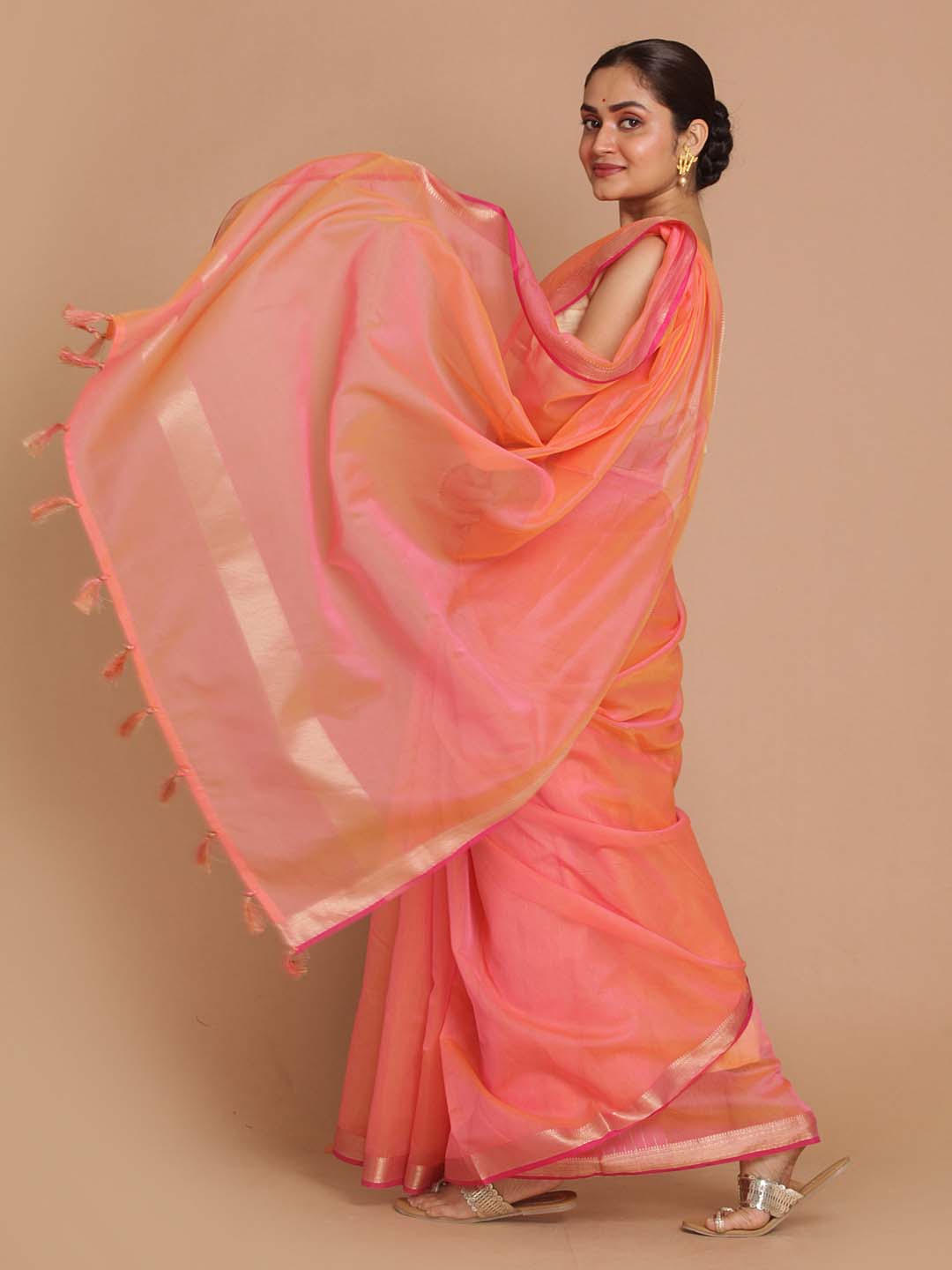 Indethnic Banarasi Coral Solid Daily Wear Saree - View 3