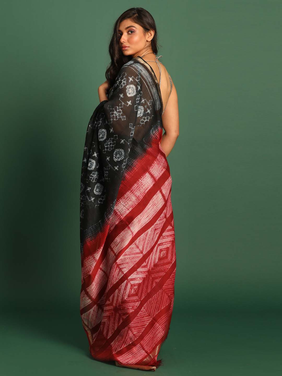 Indethnic Shibori Silk Cotton Saree in Black - View 3