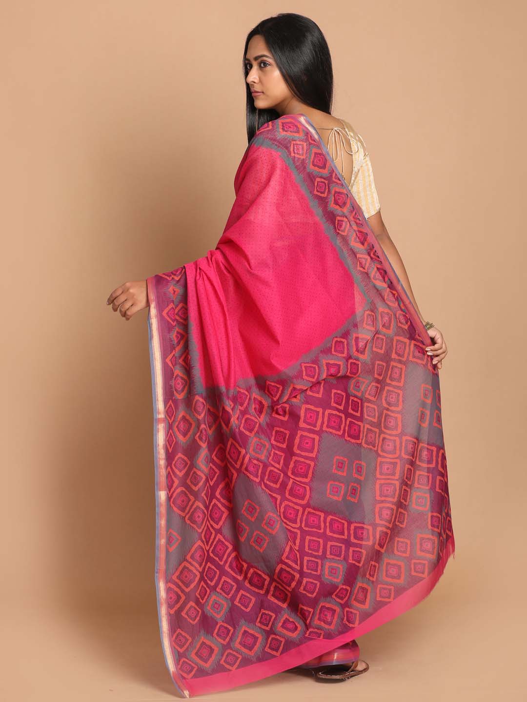 Indethnic Printed Cotton Blend Saree in Magenta - View 3