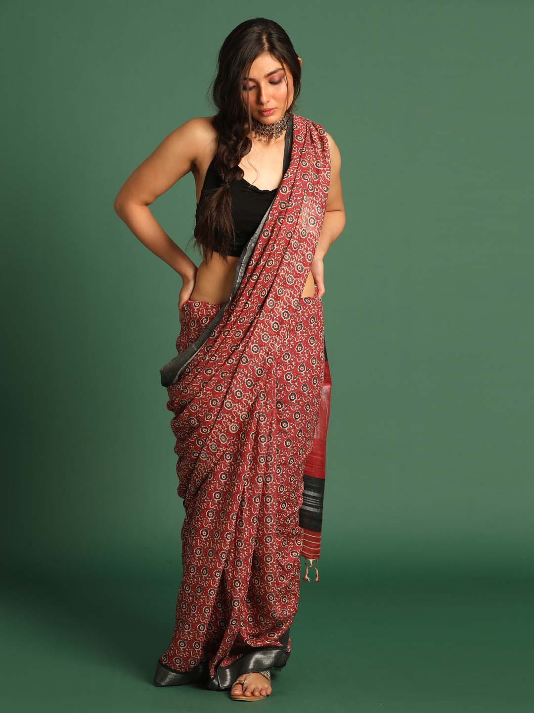 Indethnic Red Liva Printed Saree - View 2
