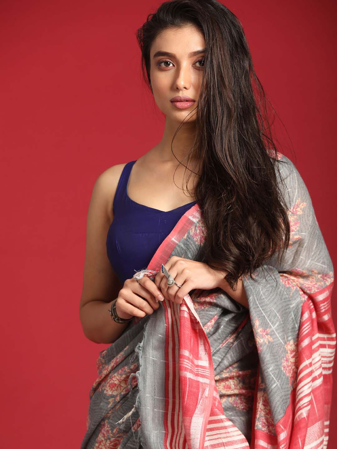Indethnic Grey Liva Printed Saree - View 1