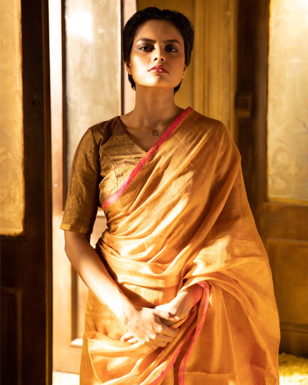 SABLE ELEGANCE (BENGAL HANDLOOM COTTON BLEND SAREE)
