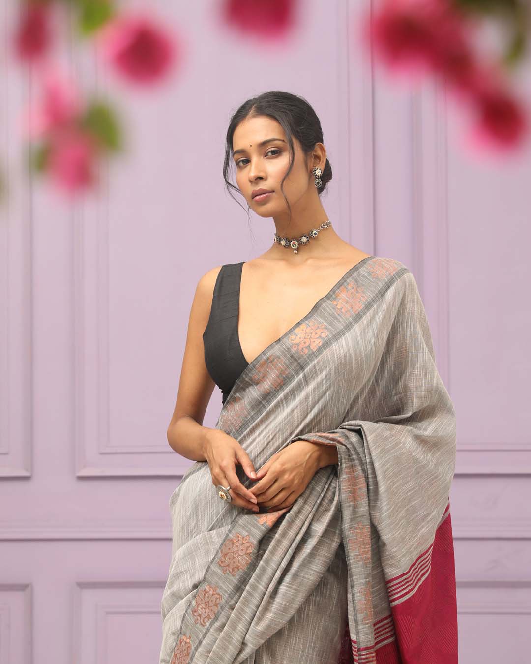 CHARCOAL CHIC (HANDLOOM COTTON BLEND SAREE)