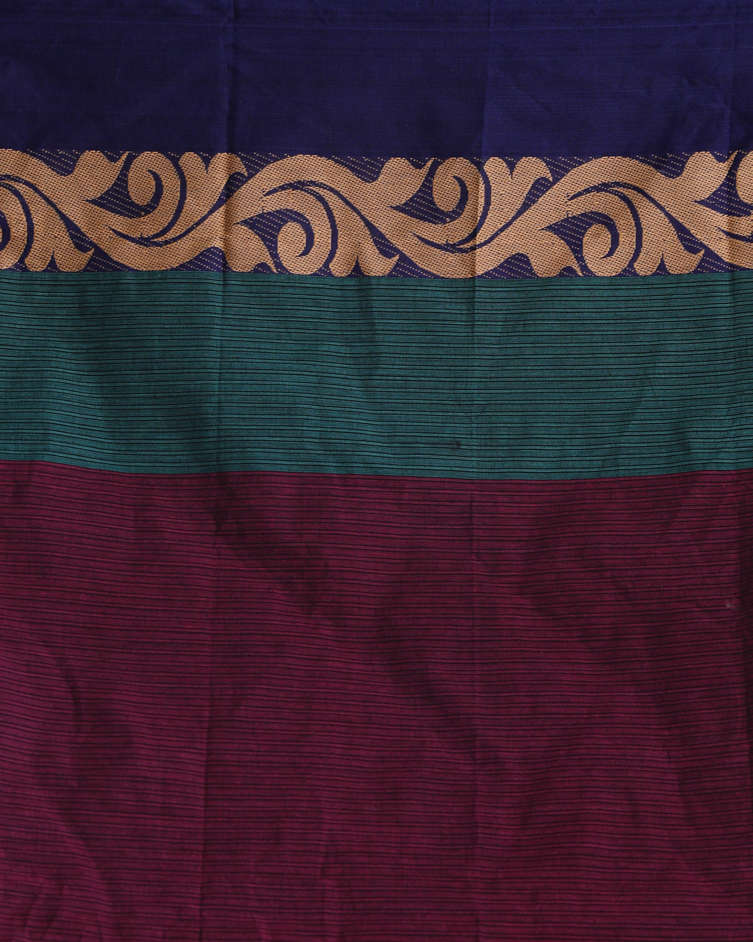 VIBRANT EASE (JAMDANI SAREE)