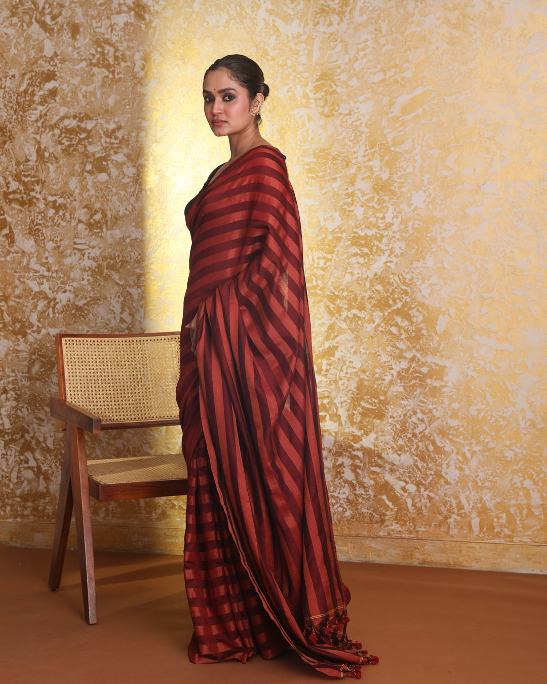 RESOLUTE ELEGANCE (HANDLOOM 100% PURE COTTON SAREE)
