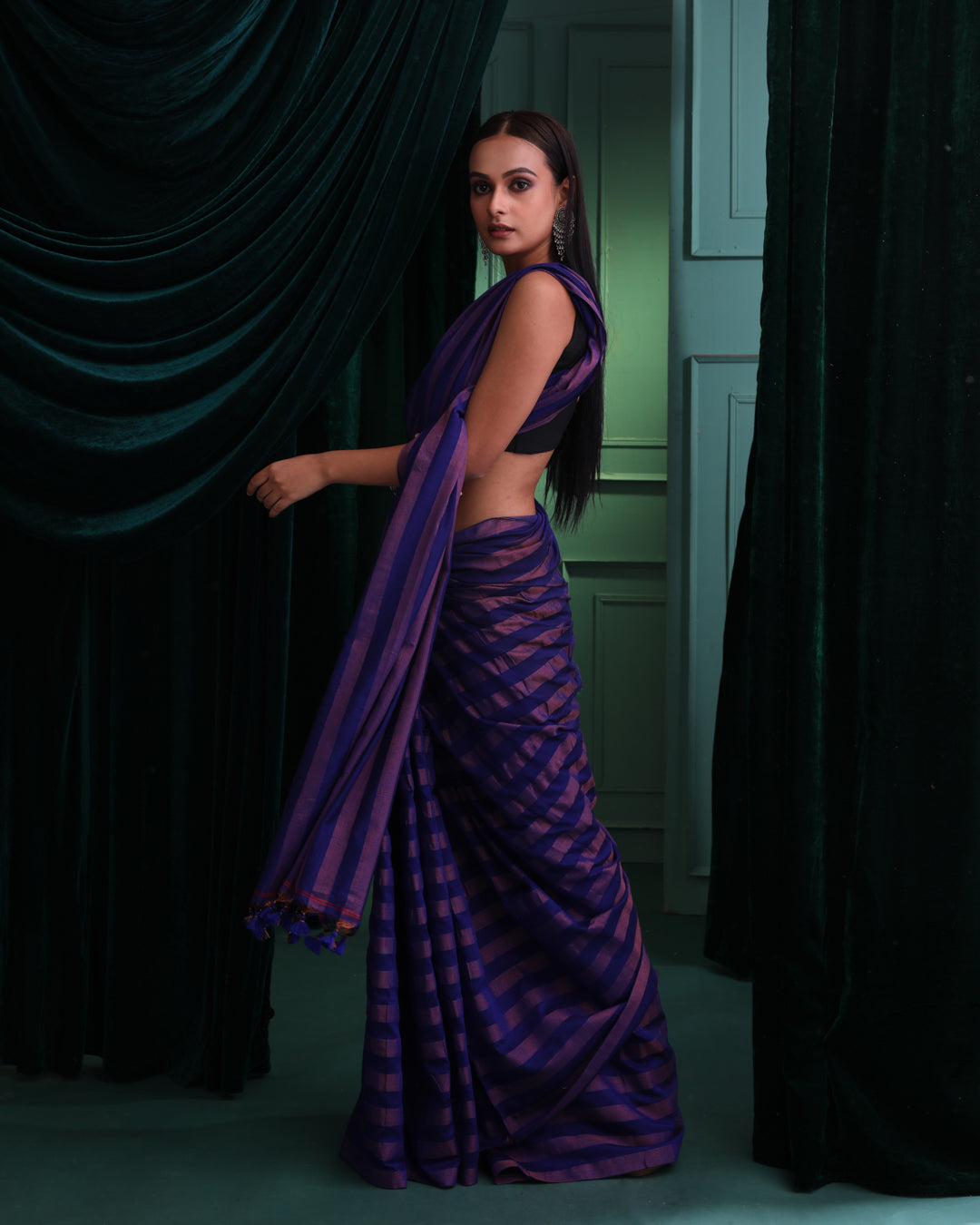 MIDNIGHT ELEGANCE (HANDLOOM 100% PURE COTTON SAREE)