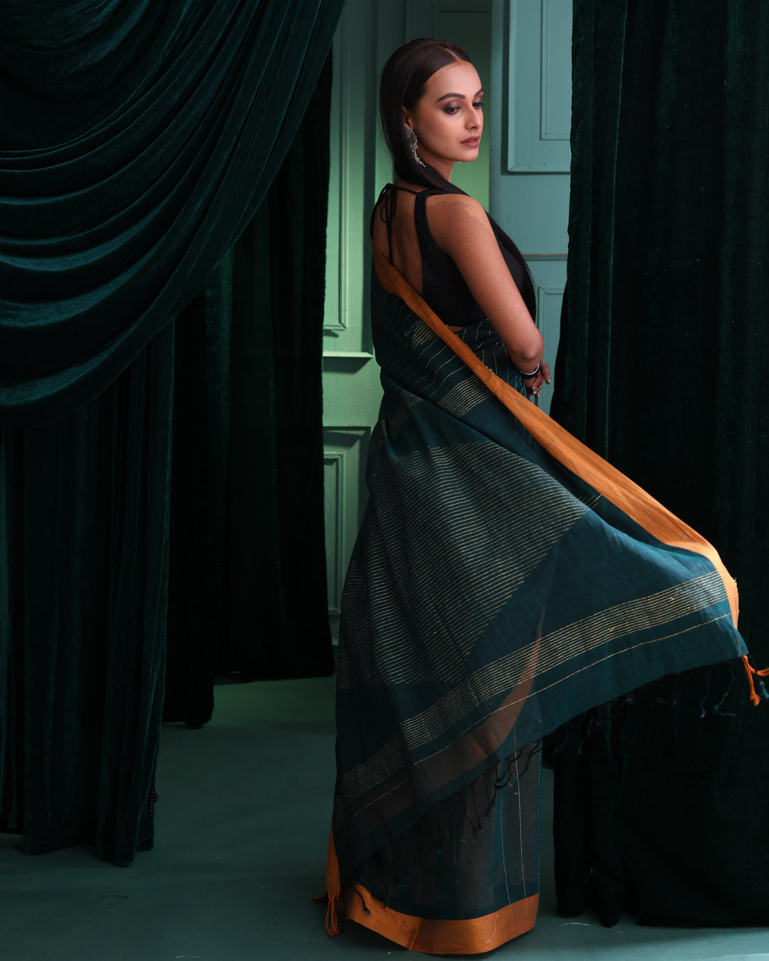 EMERALD STRIPES (JAMDANI SAREE)