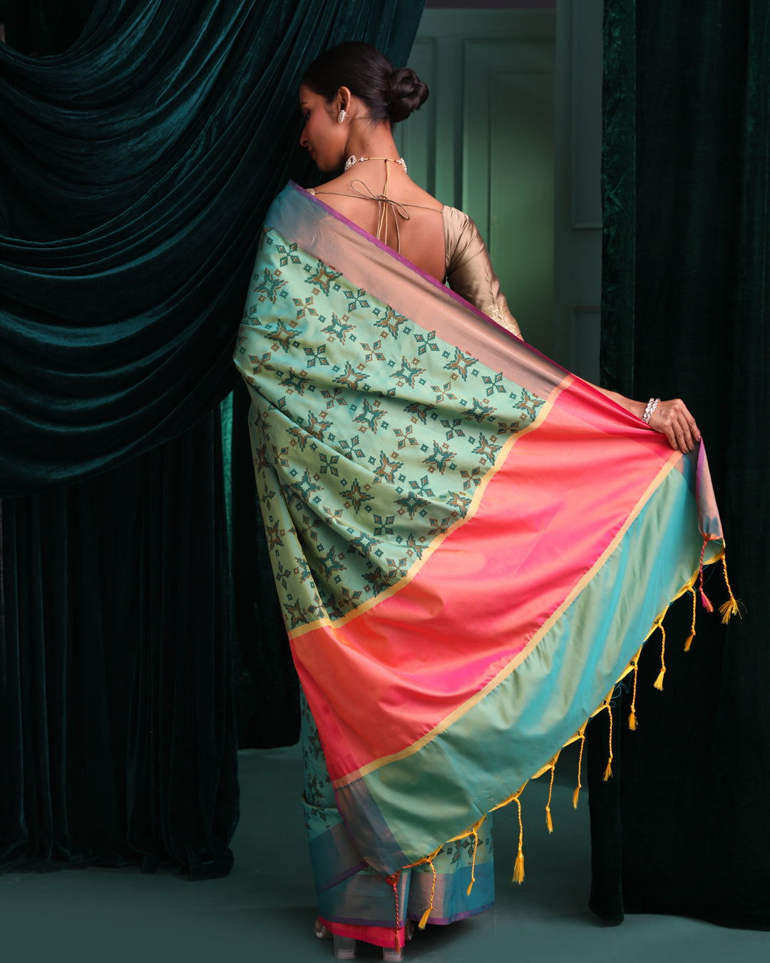 VERDANT WEAVE (BANARASI ART SILK SAREE)