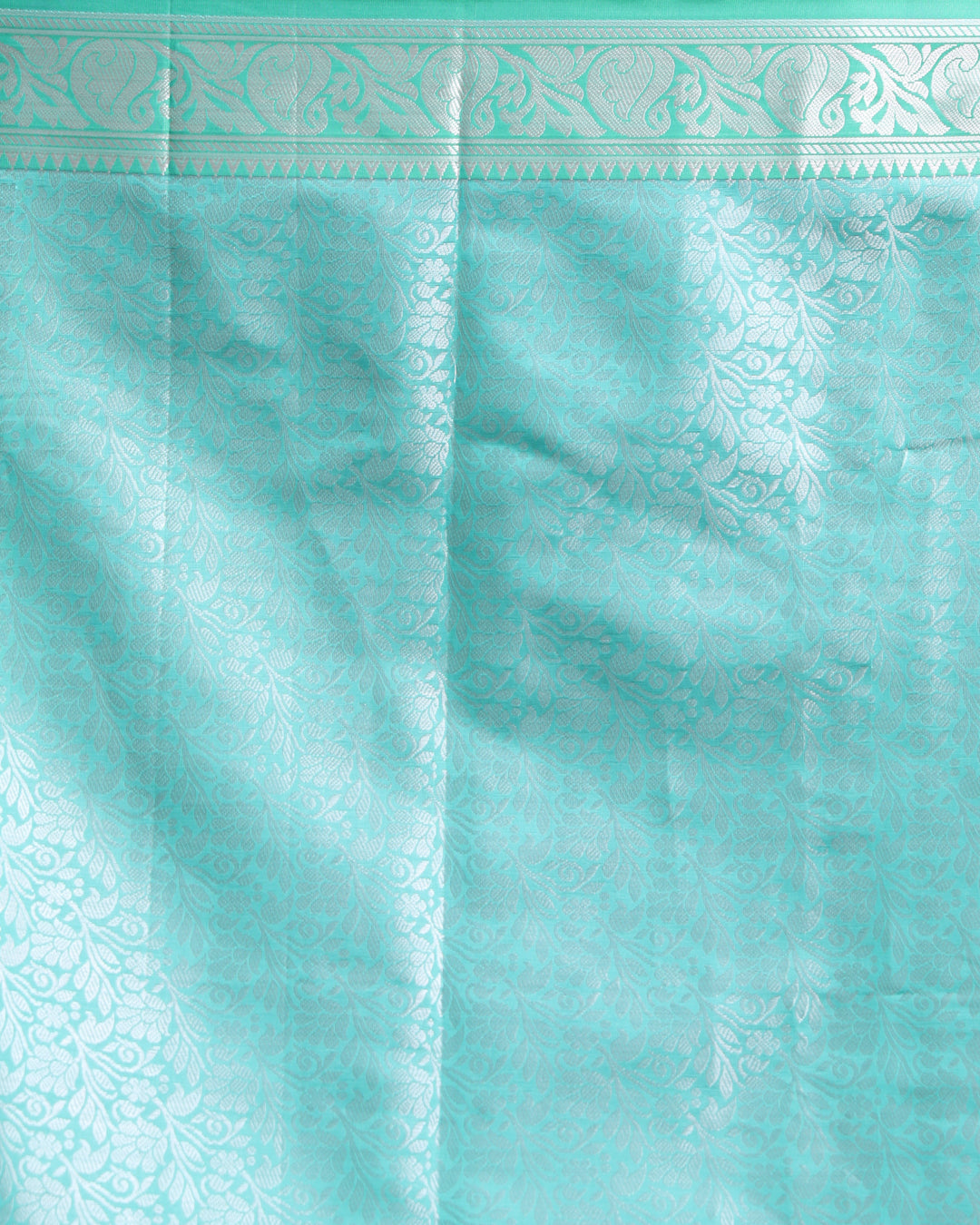 EMERALD ENCHANTMENT (KANJEEVARAM ART SILK SAREE)