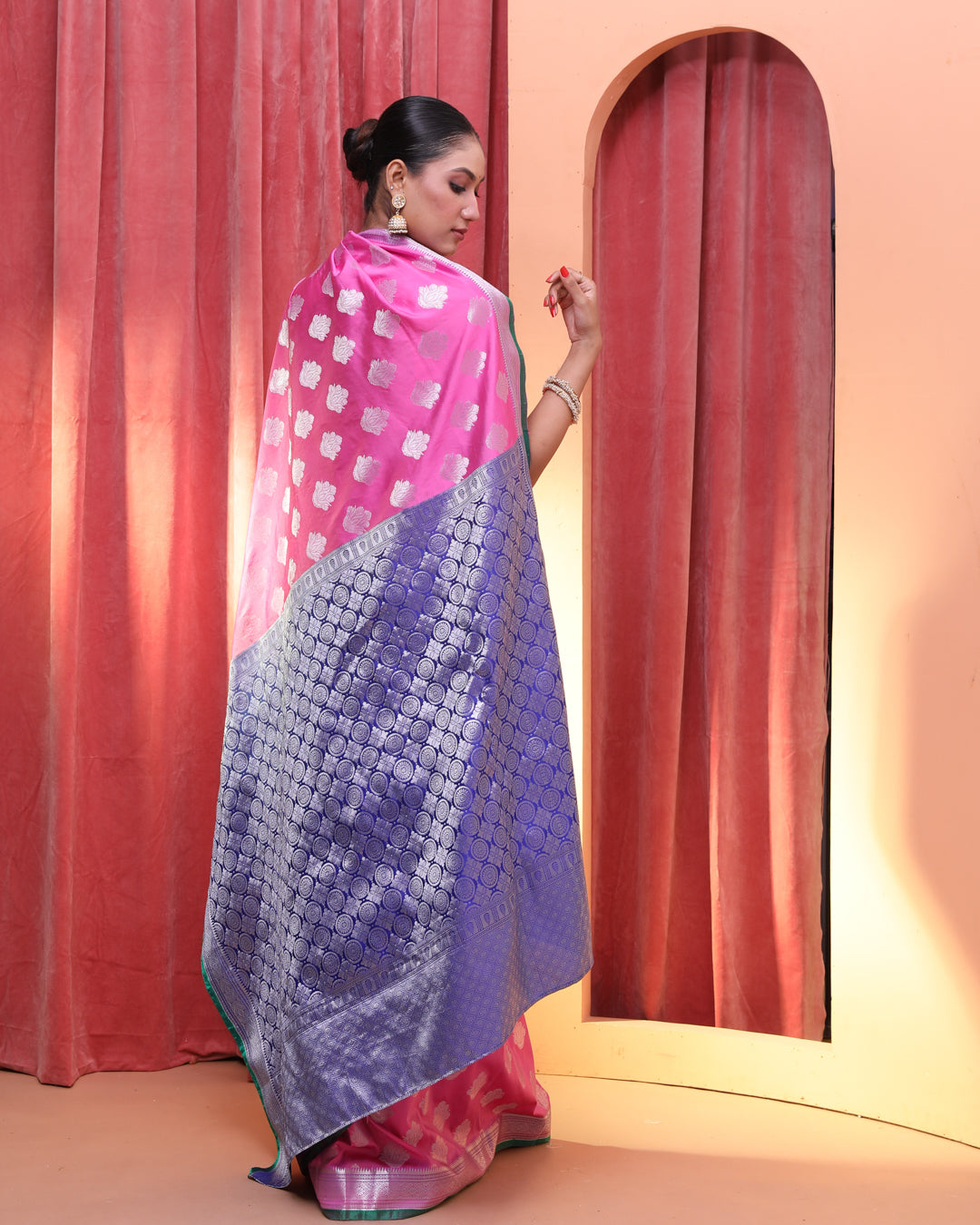 PINK REVERIE (KANJEEVARAM ART SILK SAREE)