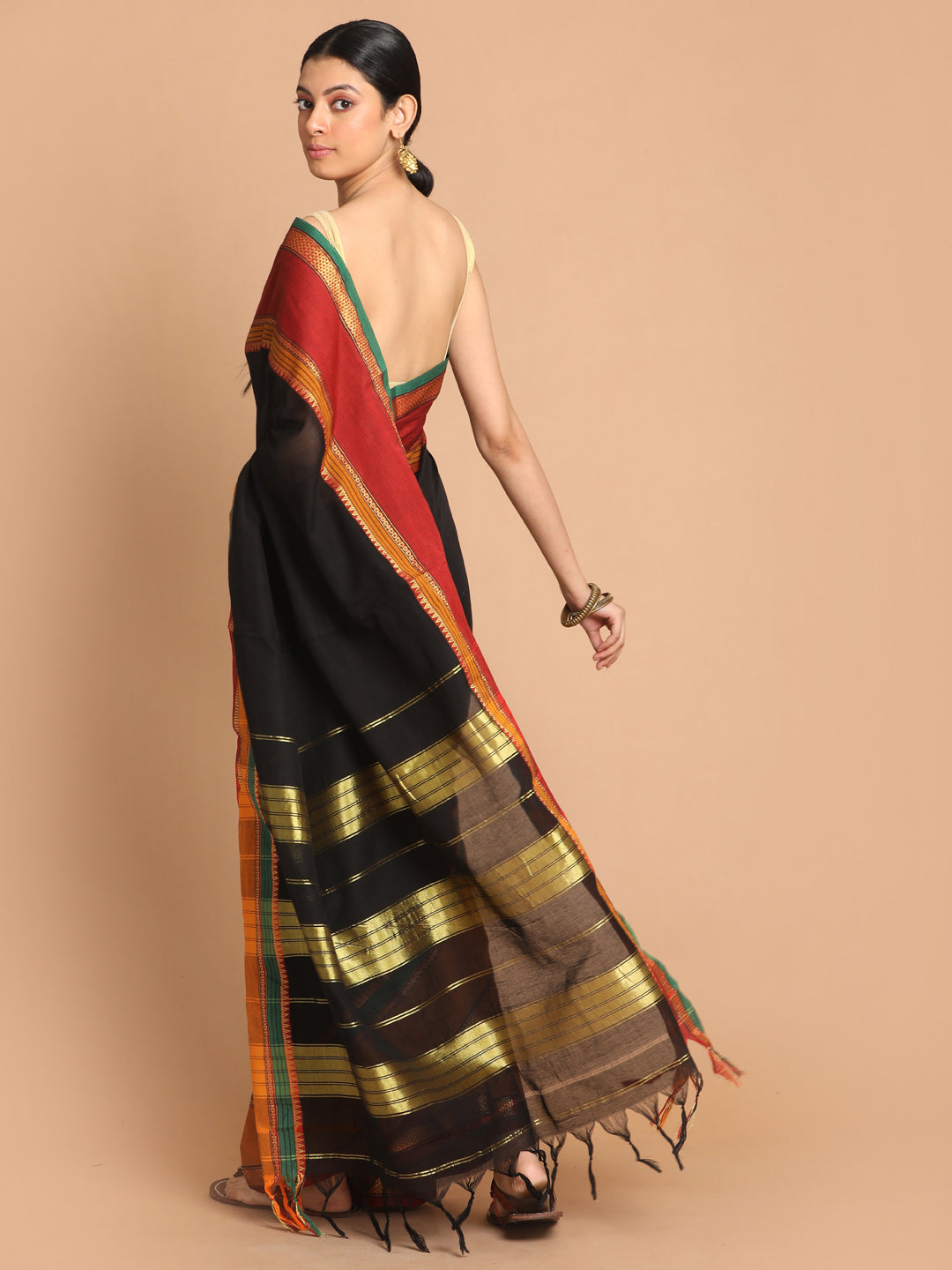 Indethnic Black Pure Cotton Solid Saree - View 3