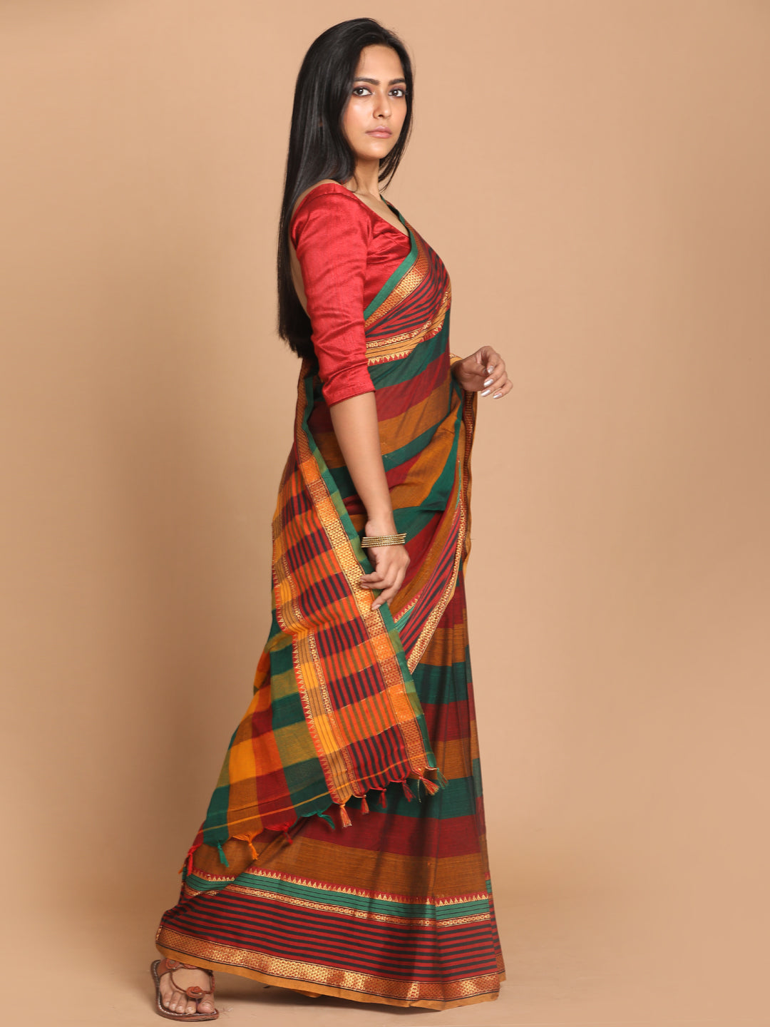 Indethnic Maroon Pure Cotton Solid Saree - View 2