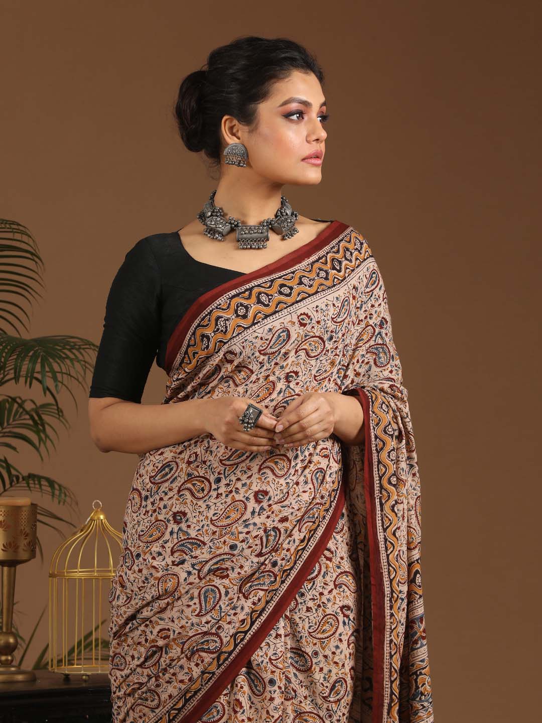 Indethnic Kalamkari Handblock Mulmul Cotton Saree - View 2