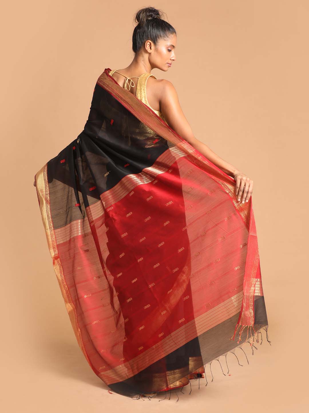 Indethnic Maheshwari Handloom Silk Cotton Saree - View 3