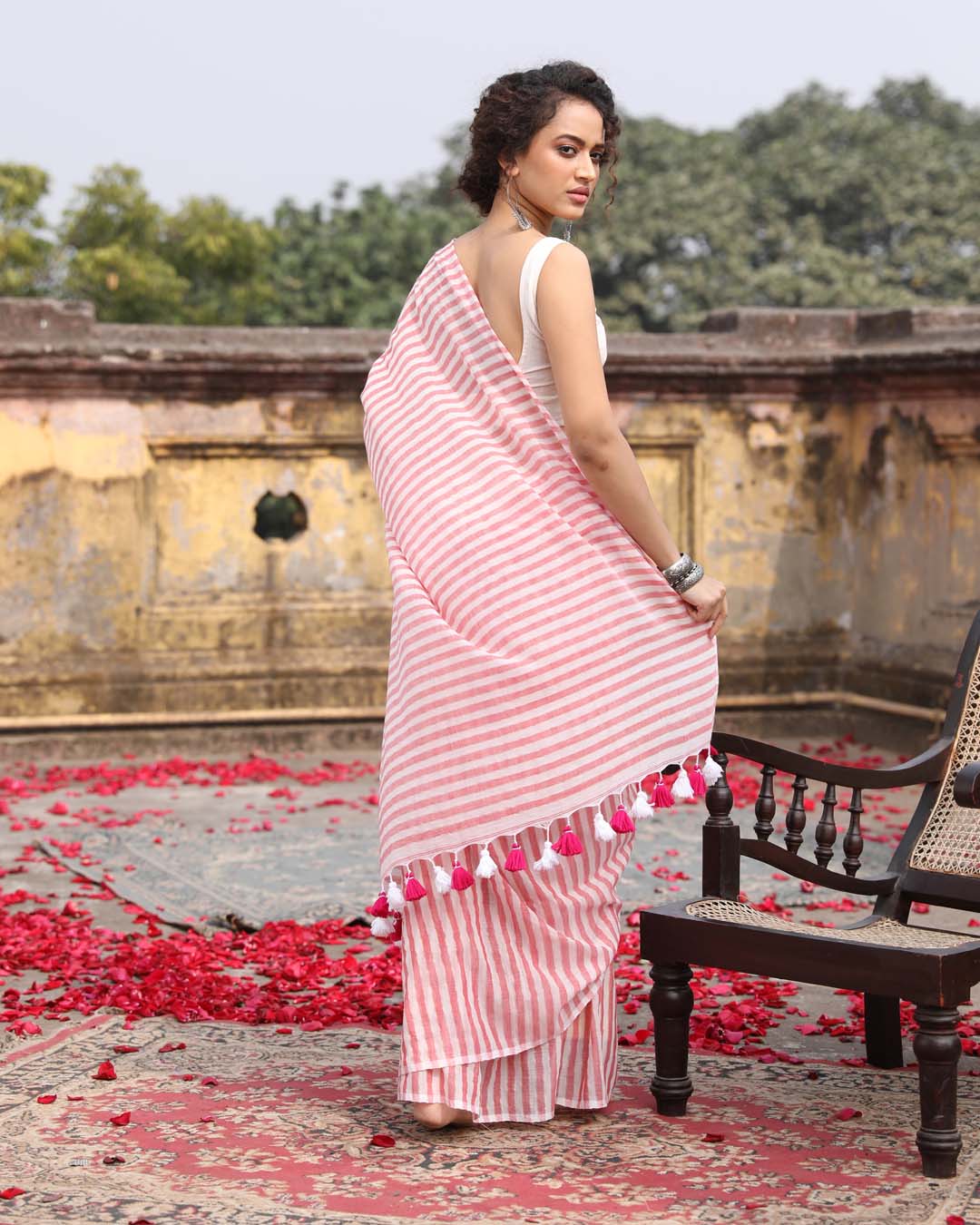 CRIMSON SPECTRUM (HANDLOOM 100% PURE COTTON SAREE)