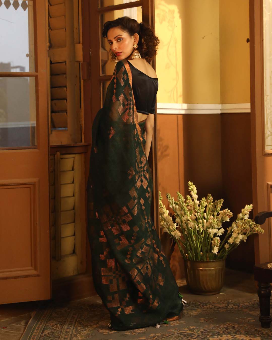 Indethnic Green Solid Daily Wear - View 3