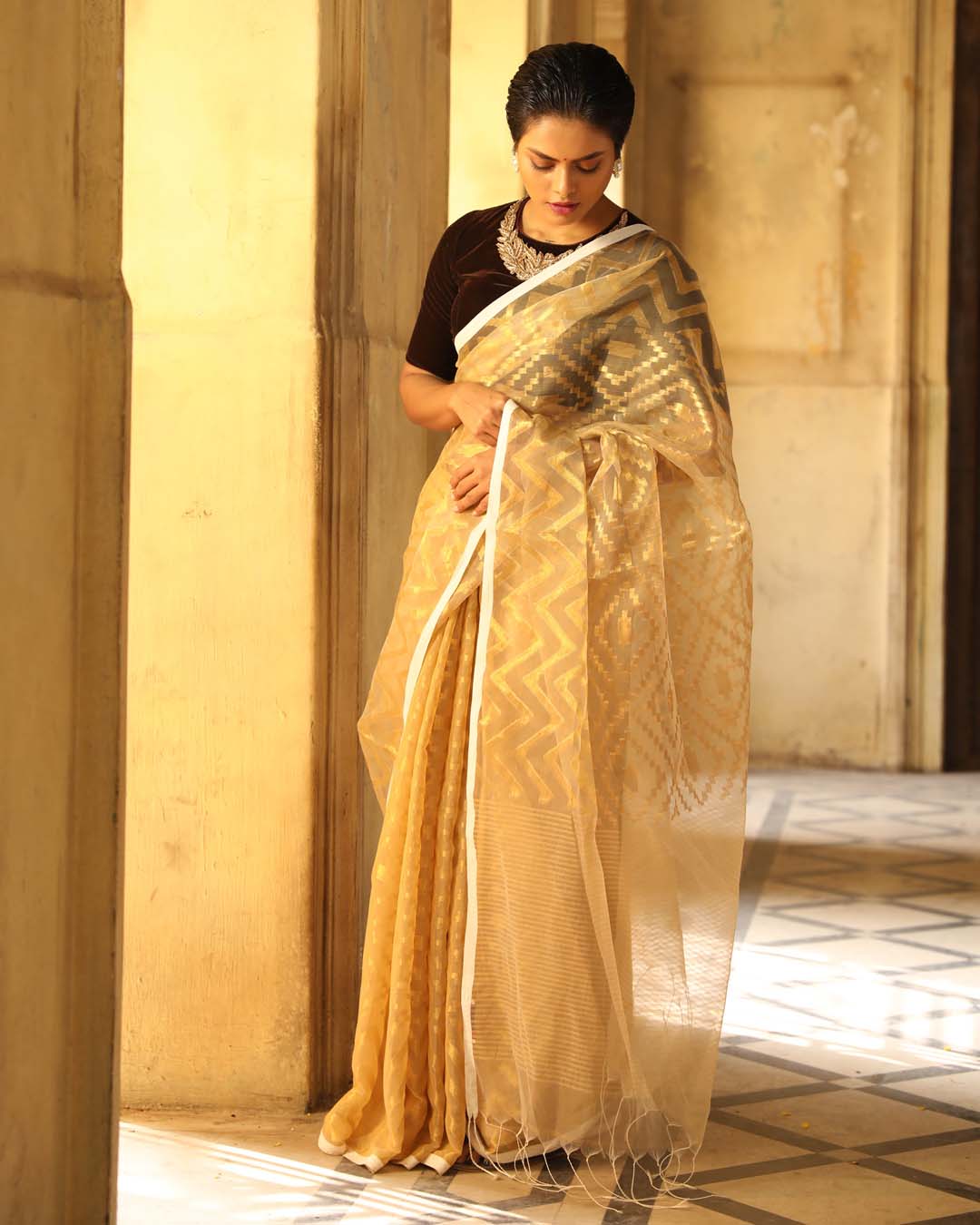 SOFT WHISPER (BENGAL HANDLOOM ART SILK SAREE)