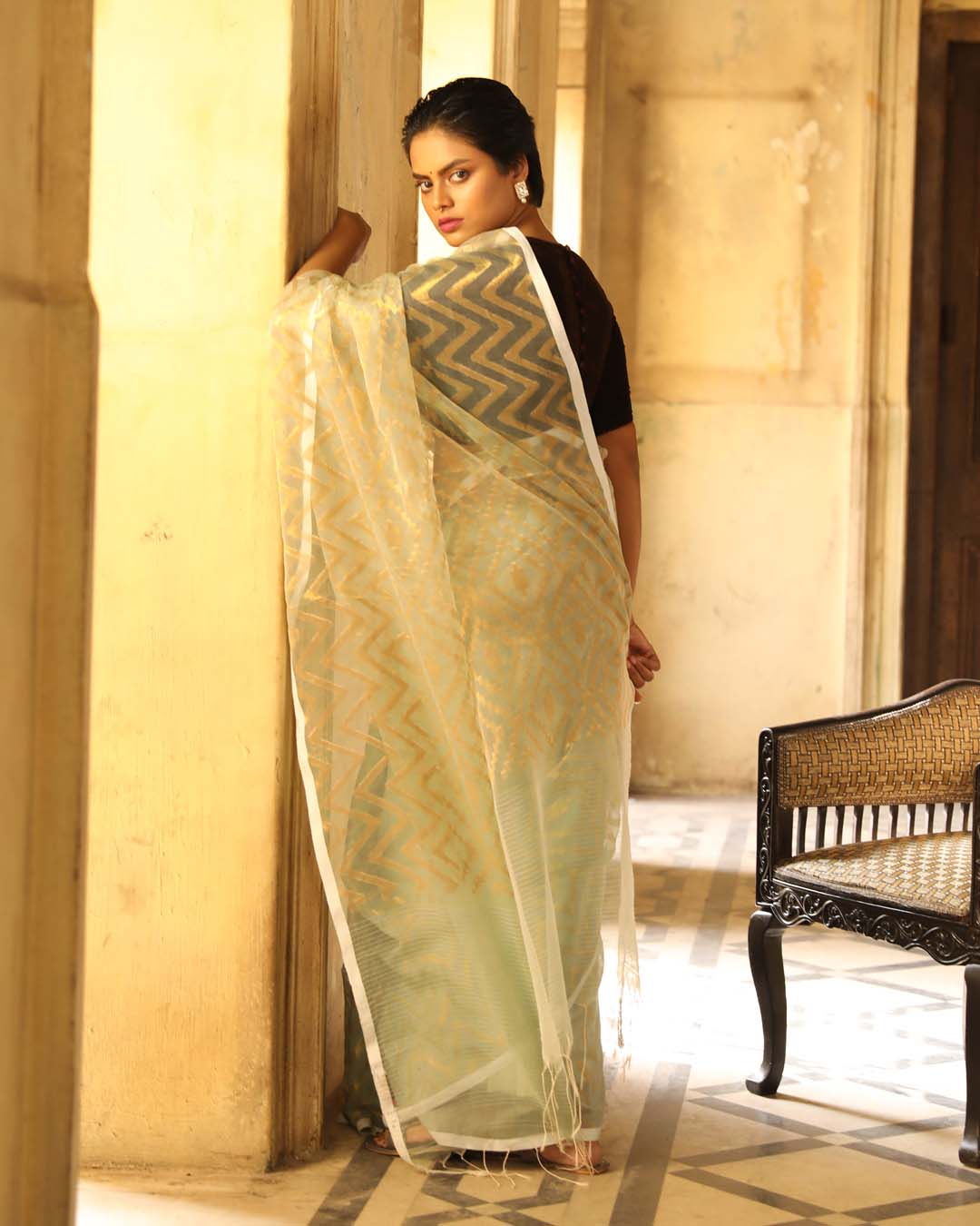 VERDANT GRACE (BENGAL HANDLOOM ART SILK SAREE)