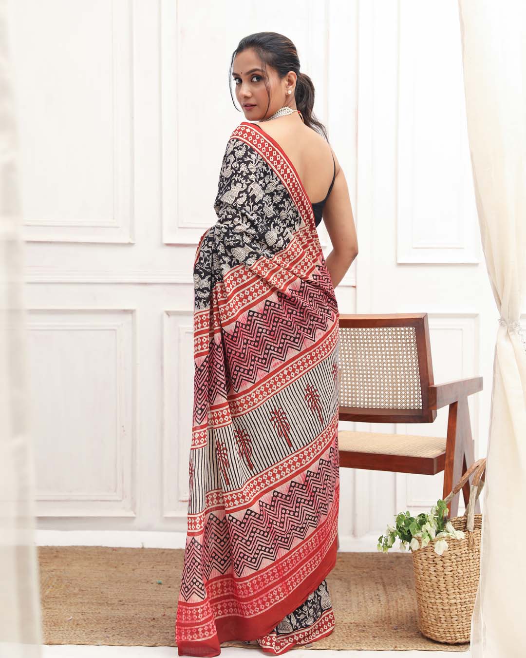 MIDNIGHT MUSE: (BAGRU 100% PURE COTTON SAREE)