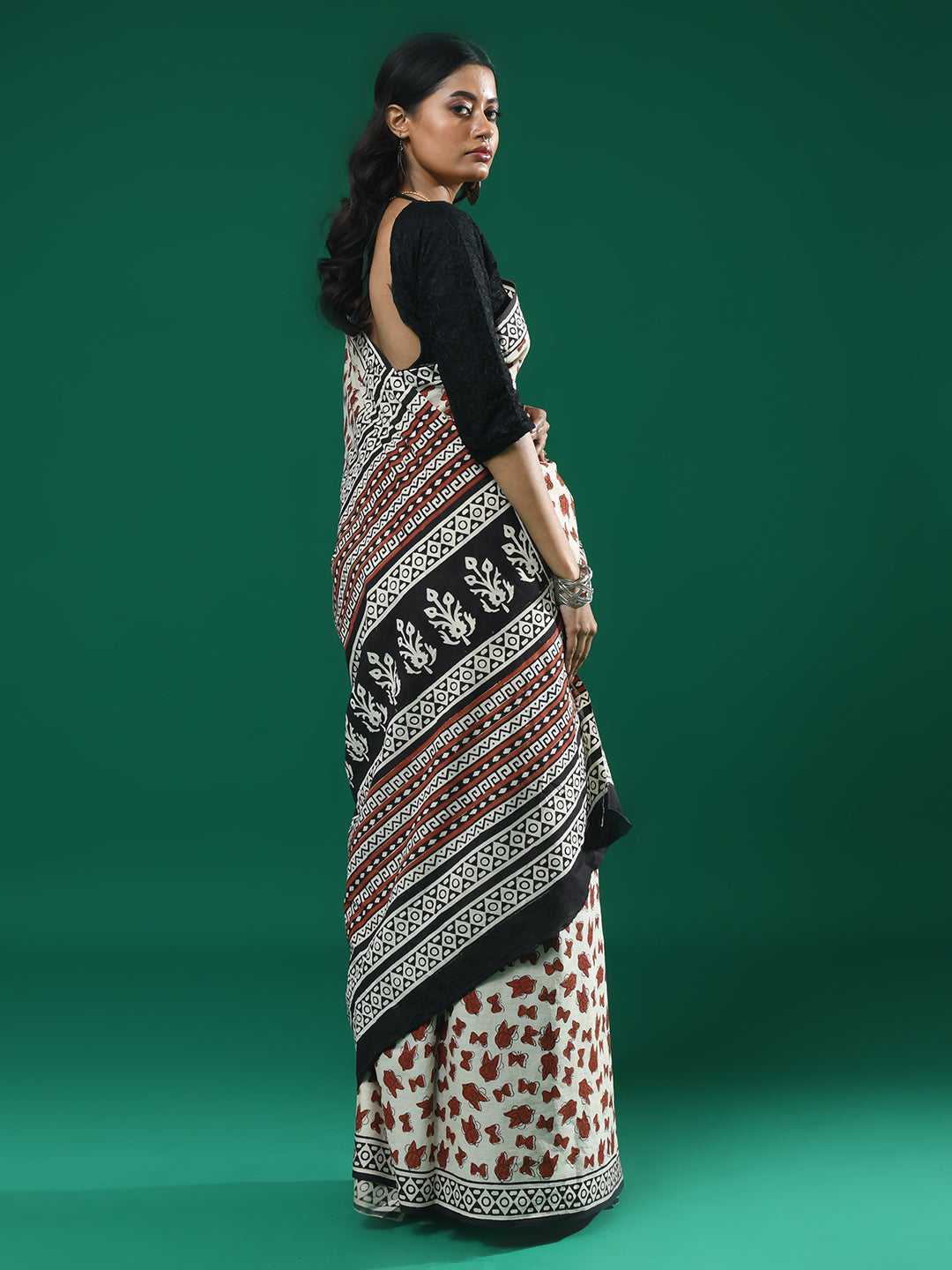 CRIMSON LEGACY (BAGRU 100% PURE COTTON SAREE)