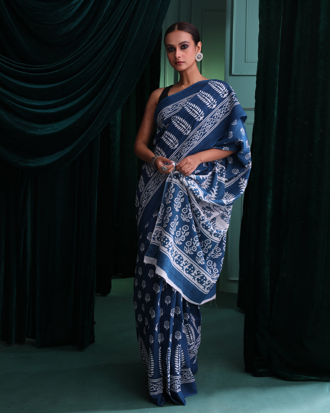 CERULEAN CLASSIC (BAGRU MUL MUL COTTON SAREE)