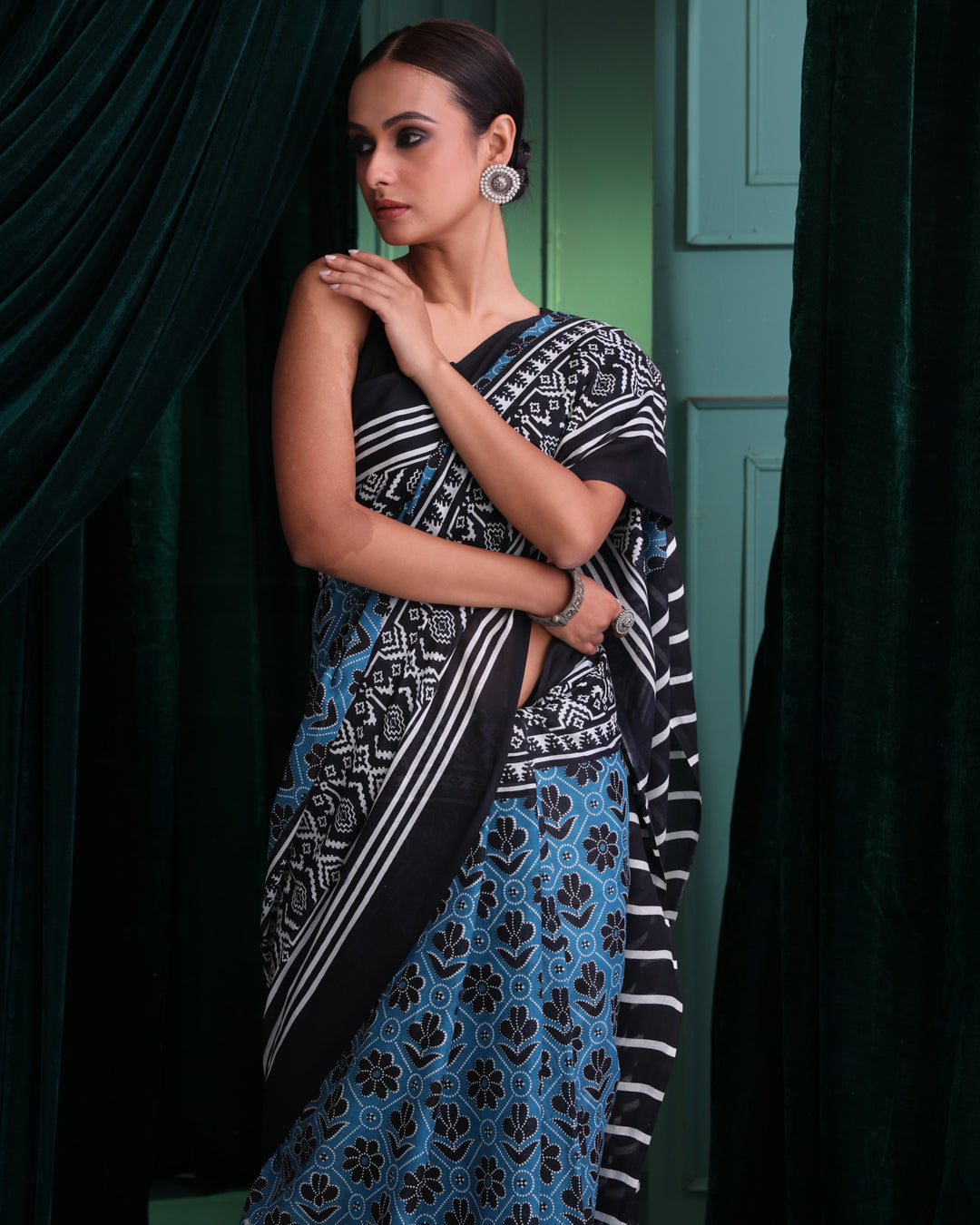 AZURE ELEGANCE (BAGRU MUL MUL COTTON SAREE)