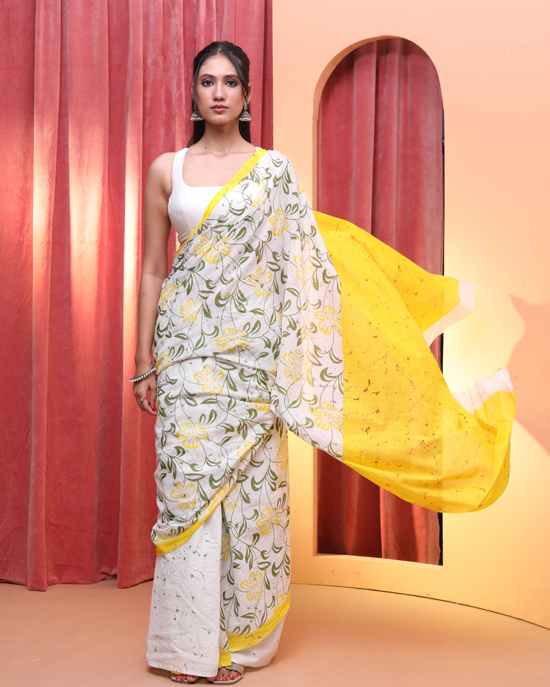 GOLDEN AURA (BAGRU MUL MUL COTTON SAREE)