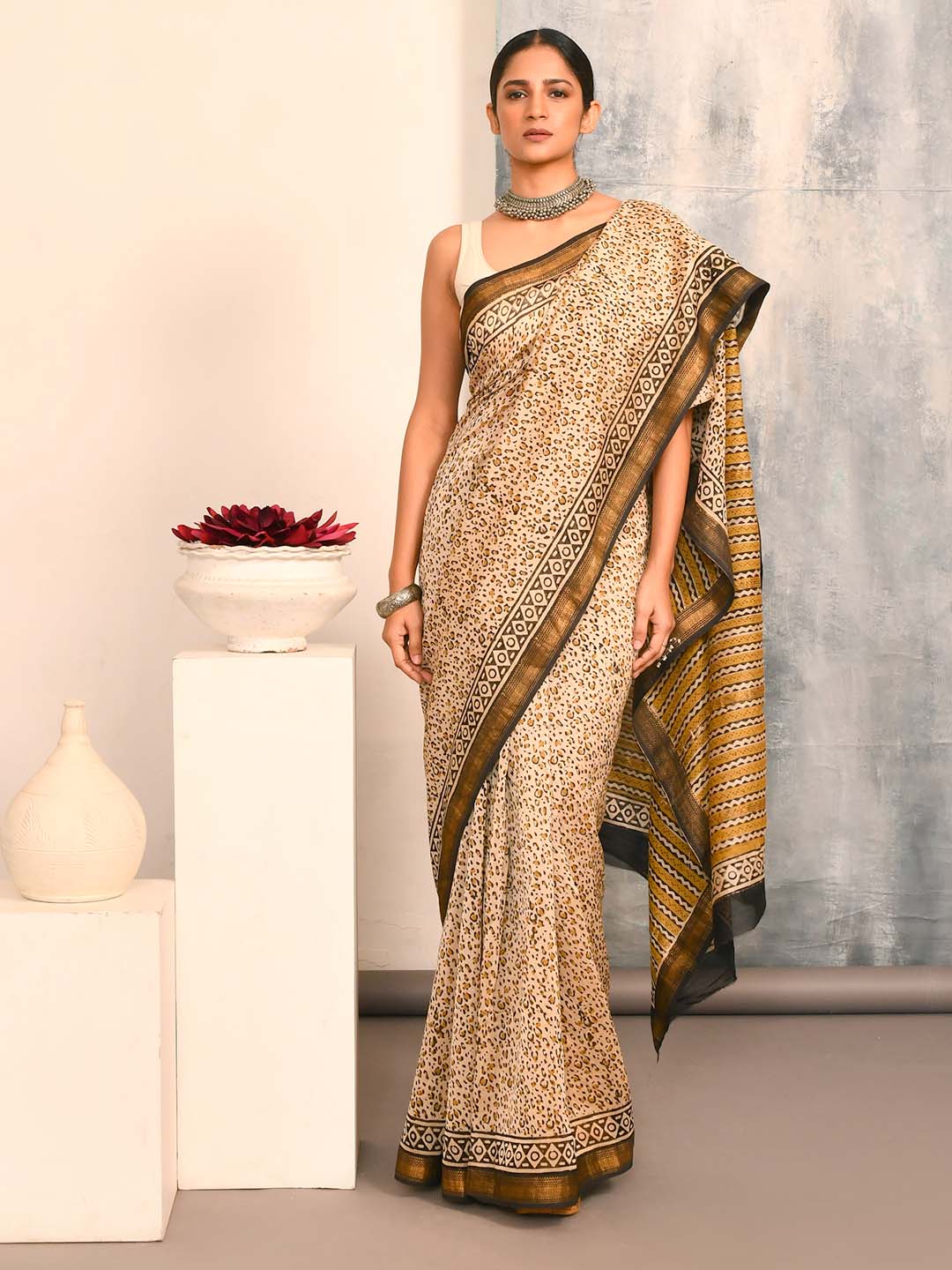 GOLDEN MIRAGE (BAGRU SILK COTTON SAREE)