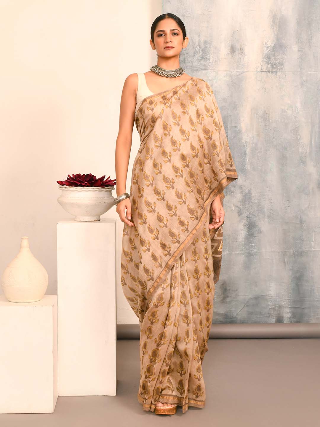 ETERNAL ELEGANCE (BAGRU SILK COTTON SAREE)